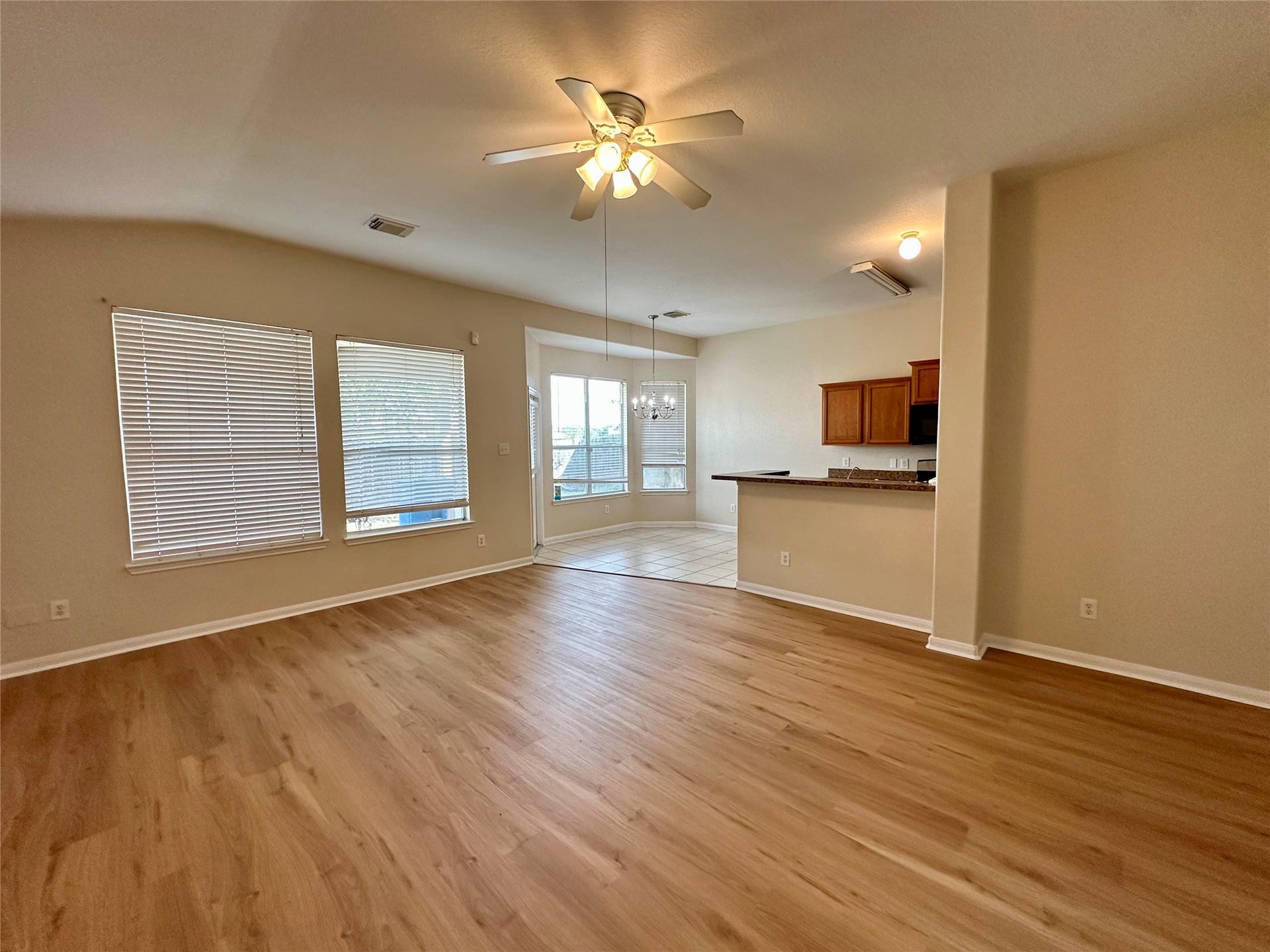 6542 Bella Noche Drive, Spring, TX 77379