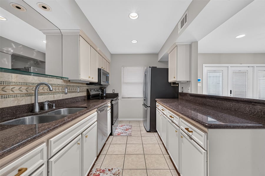 Property photo for 2133 Winrock Boulevard, #34, Houston, TX