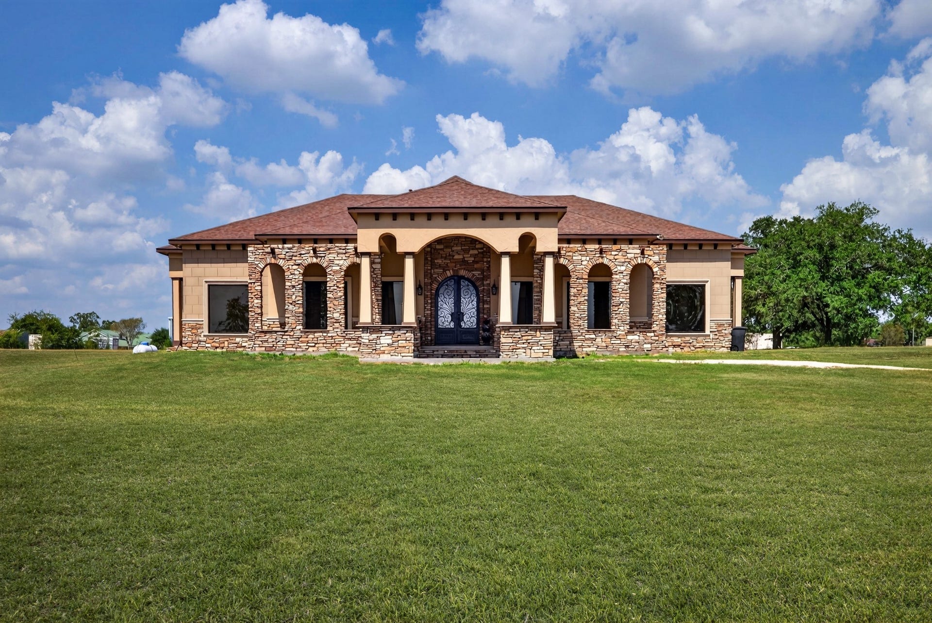 7348 Love Road, Fulshear, TX 77441 7348 Love Road, Fulshear, TX 77441