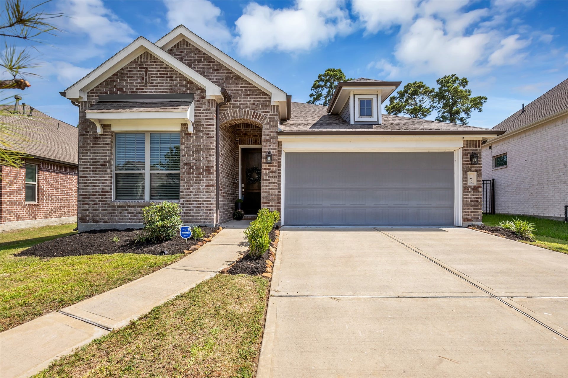 11935 Radura Road, Humble, TX 77346 Welcome to 11935 radura Rd! This One-story home built in 2021, feels like new!