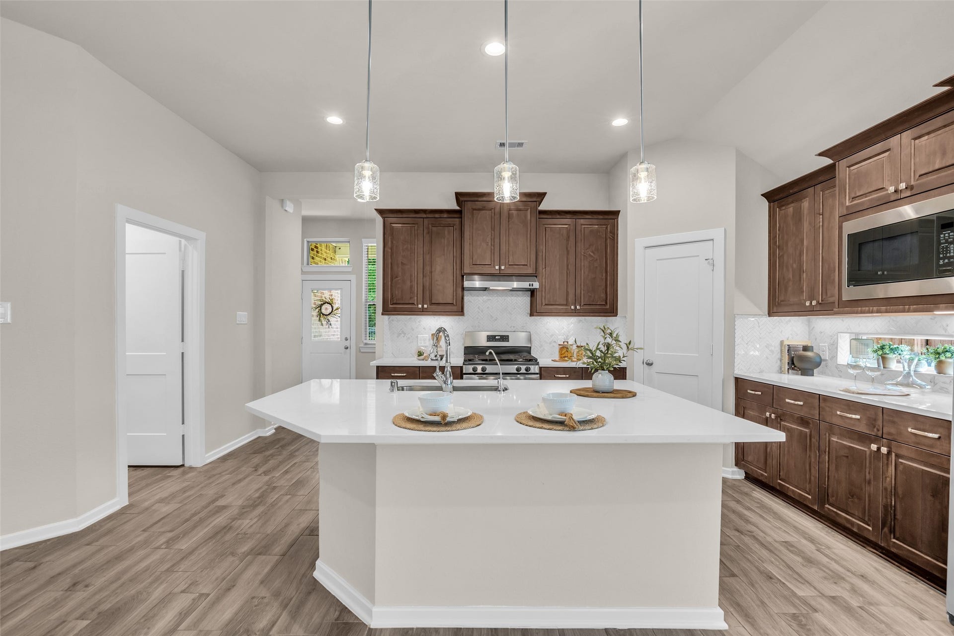 11935 Radura Road, Humble, TX 77346 Thoughtfully designed kitchen with a lot of cbinetry and plenty of prep. space