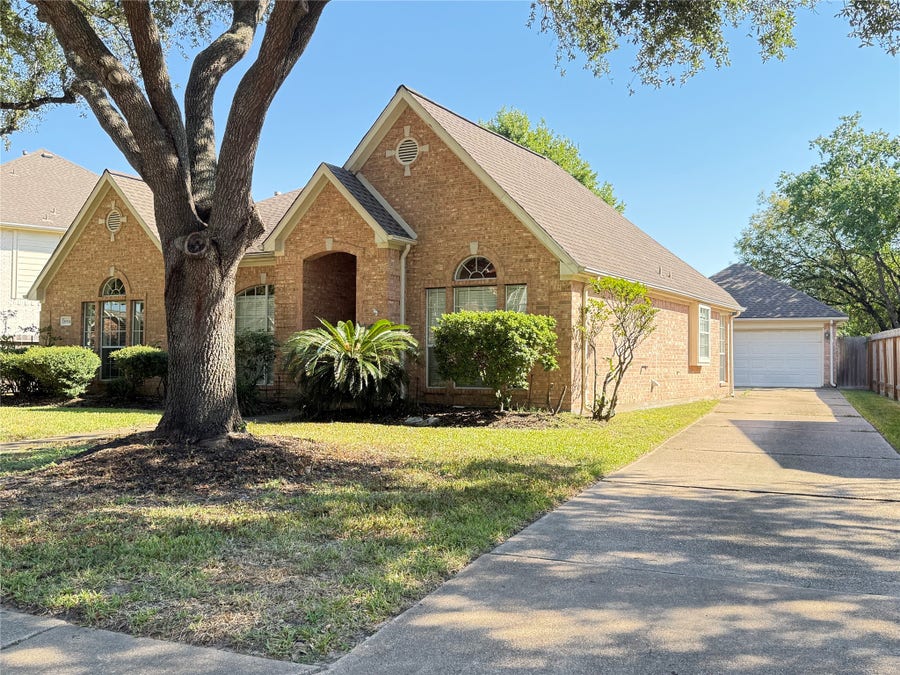 Property photo for 8914 Wheatland Drive, Houston, TX