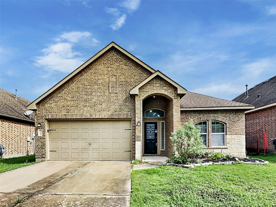 Property photo for 7446 Durango Creek Drive, Magnolia, TX