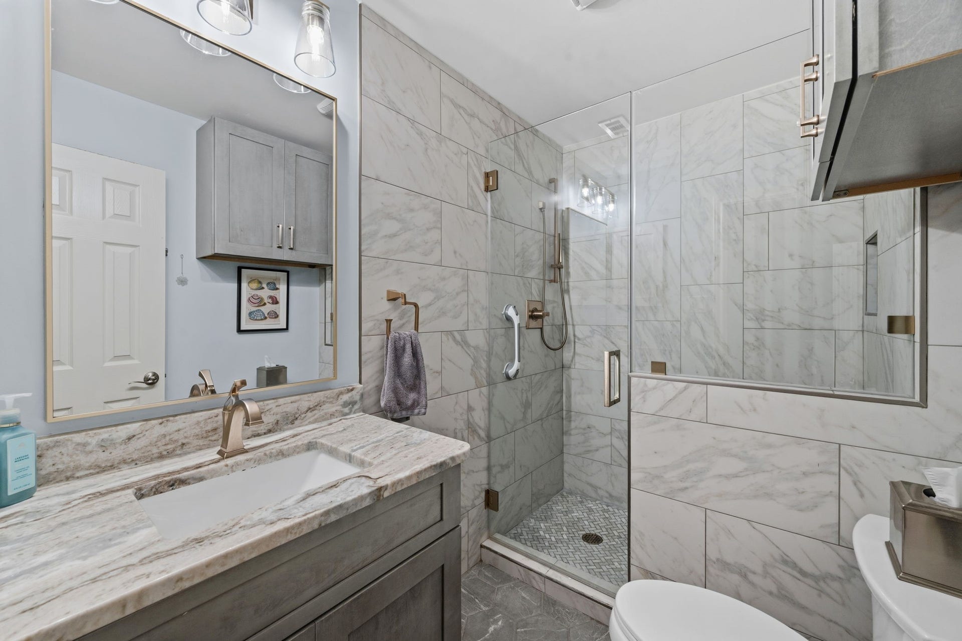 5711 Cerritos Drive, Houston, TX 77035 5711 Cerritos Drive, Houston, TX 77035