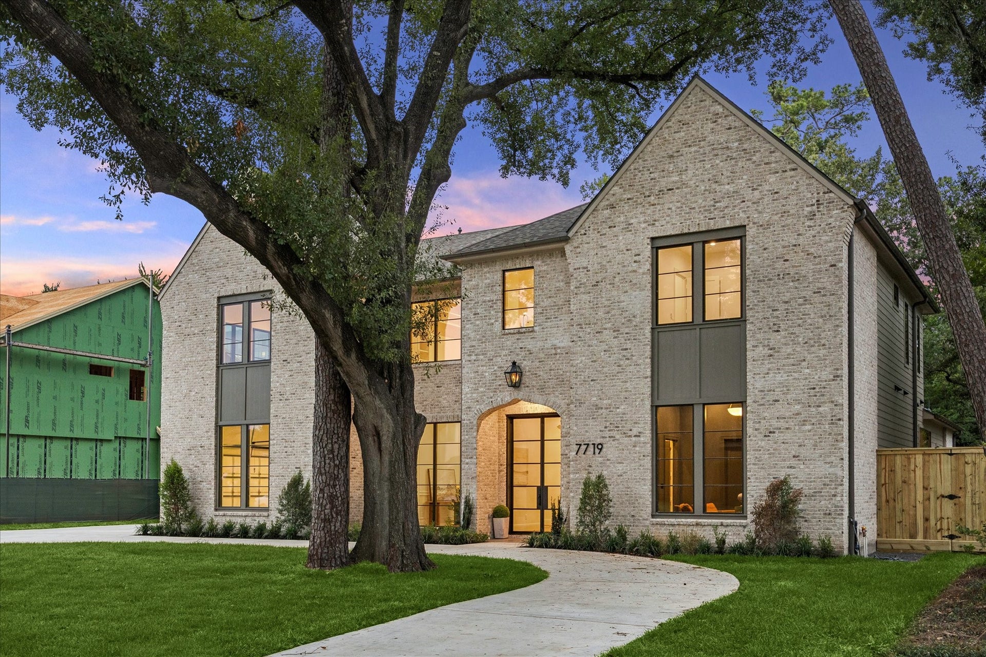 7719 Bryonwood Drive, Houston, TX 77055 7719 Bryonwood Drive, Houston, TX 77055