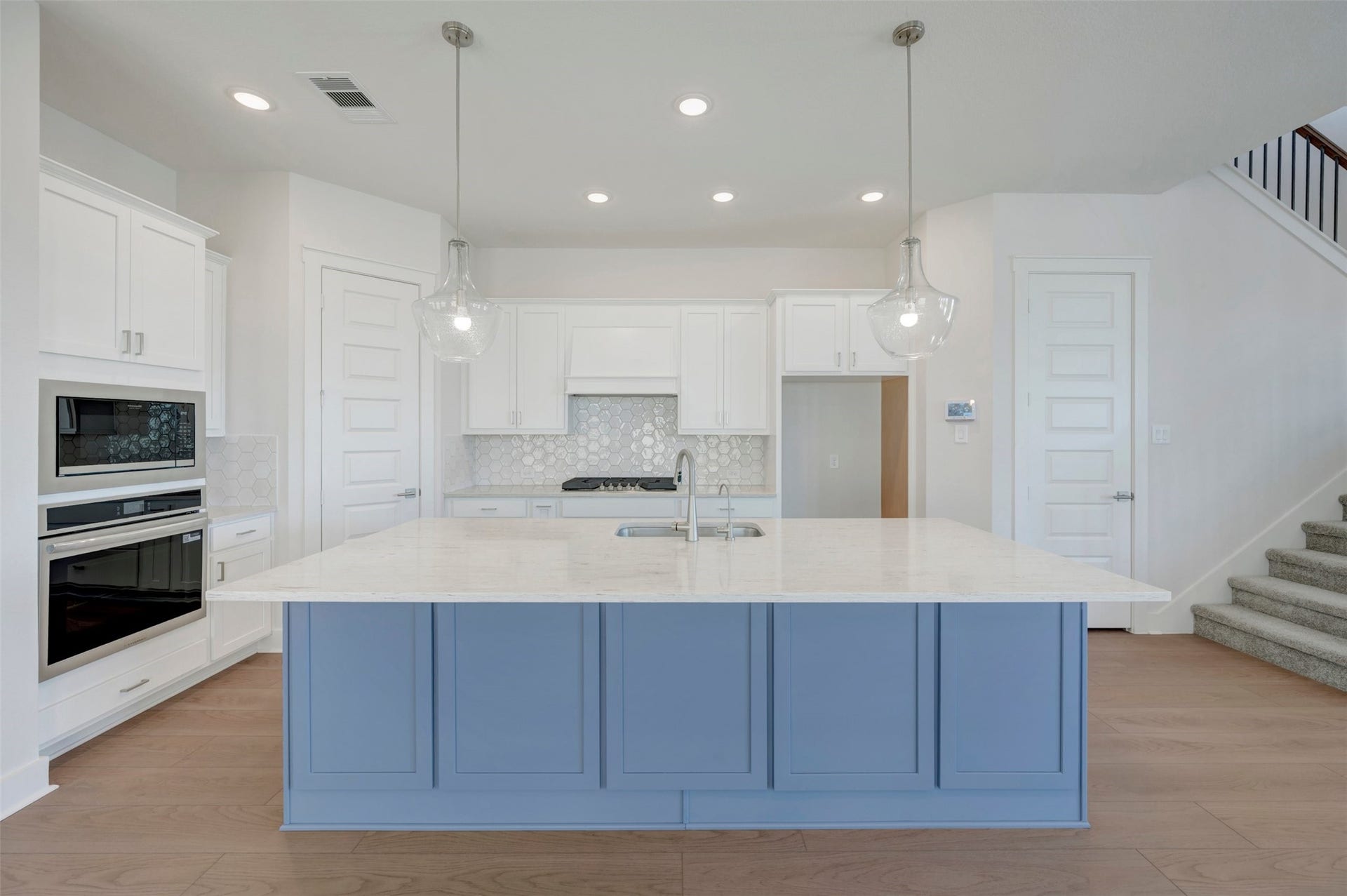 16746 Vibrant Avenue, Hockley, TX 77447