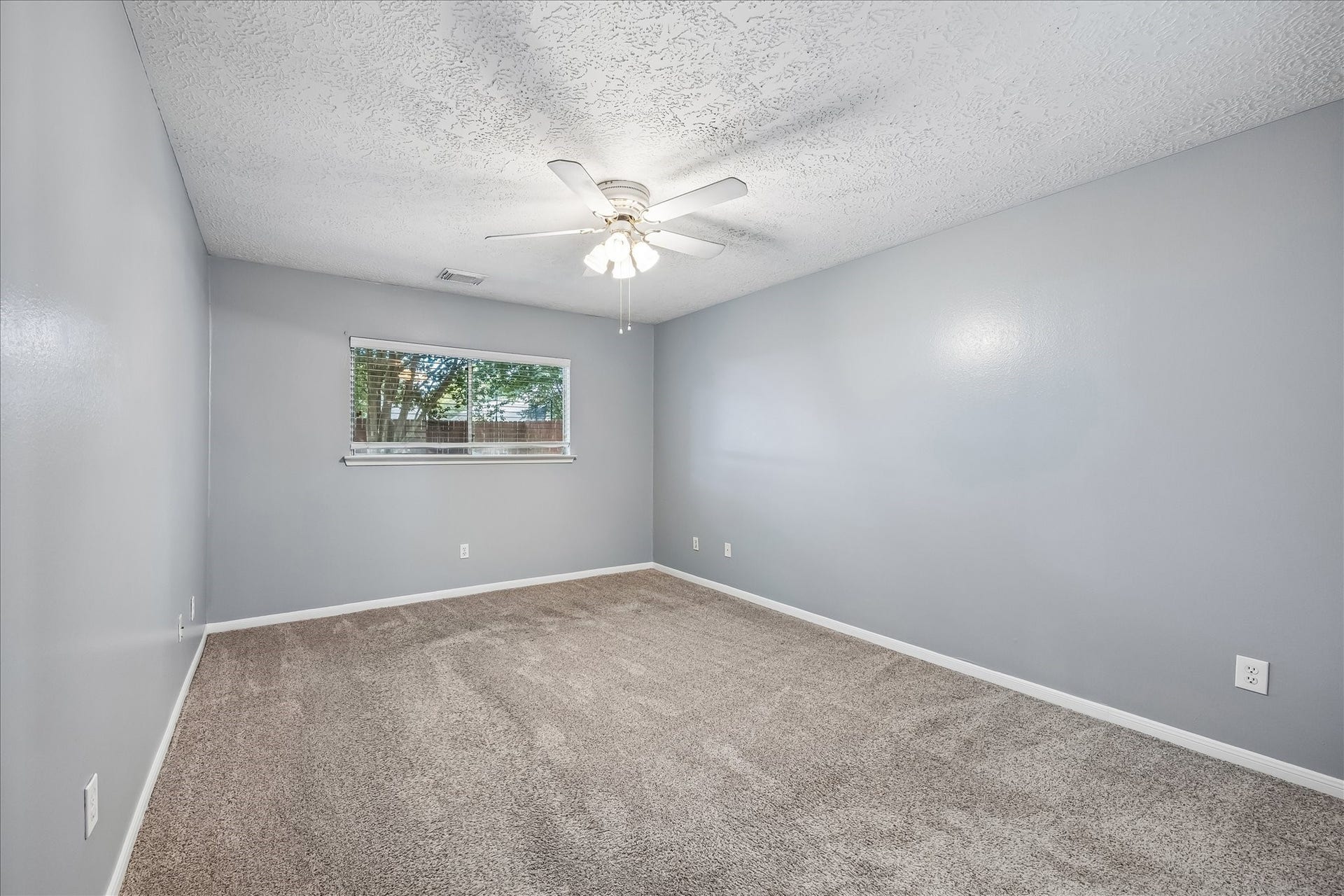 4618 Kimball Drive, Pearland, TX 77584 4618 Kimball Drive, Pearland, TX 77584