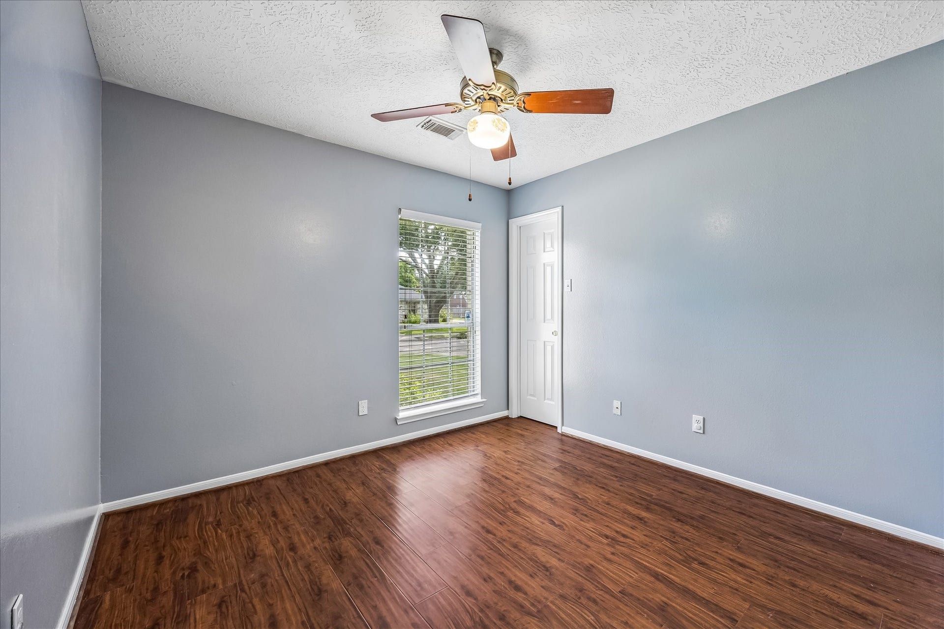 4618 Kimball Drive, Pearland, TX 77584 4618 Kimball Drive, Pearland, TX 77584