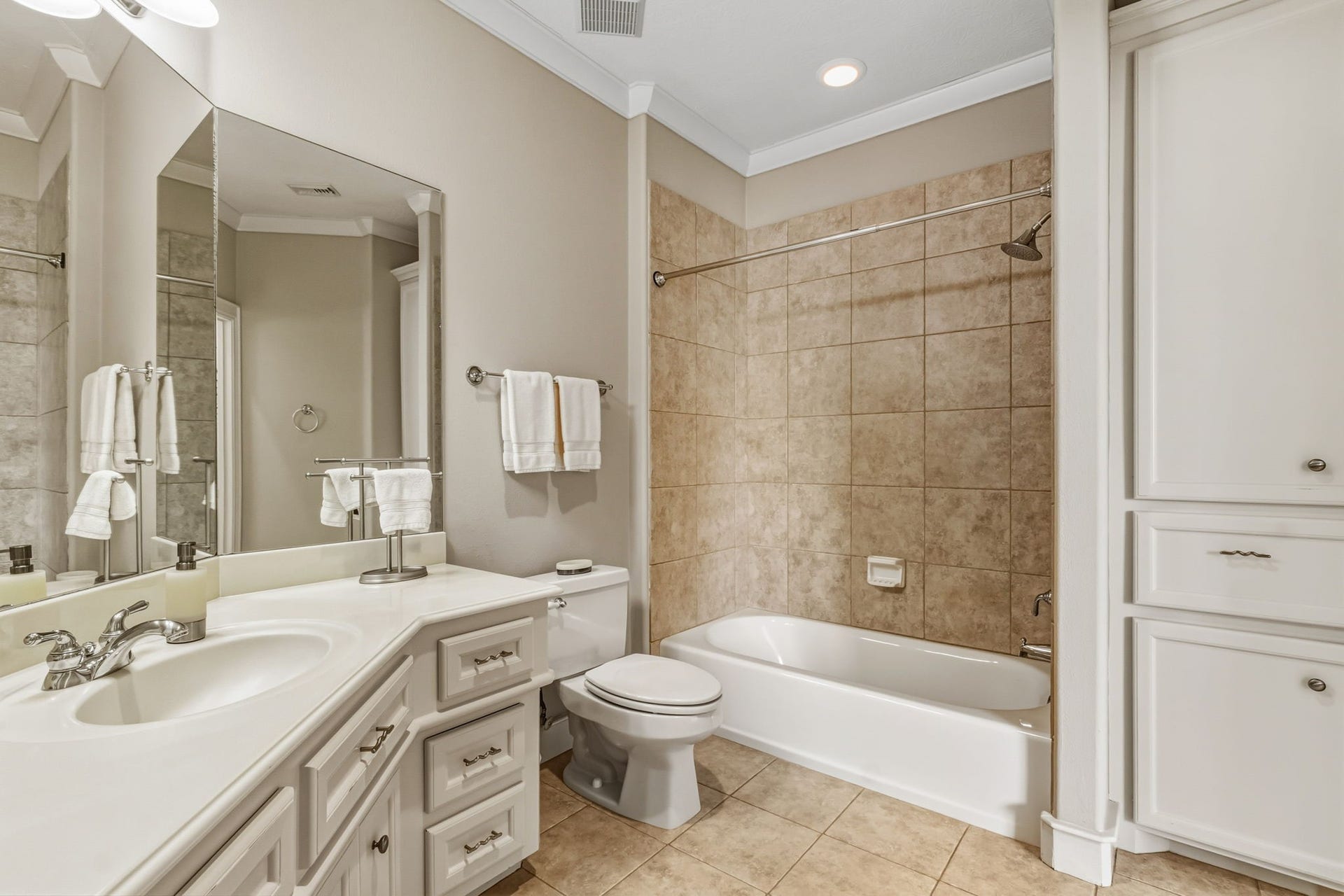 6114 Windrose Hollow Lane, Spring, TX 77379 6114 Windrose Hollow Lane, Spring, TX 77379