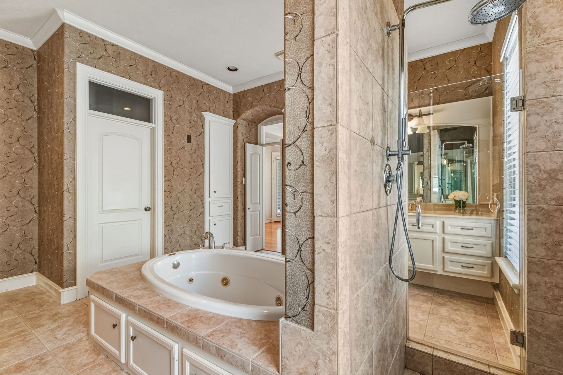 6114 Windrose Hollow Lane, Spring, TX 77379 6114 Windrose Hollow Lane, Spring, TX 77379