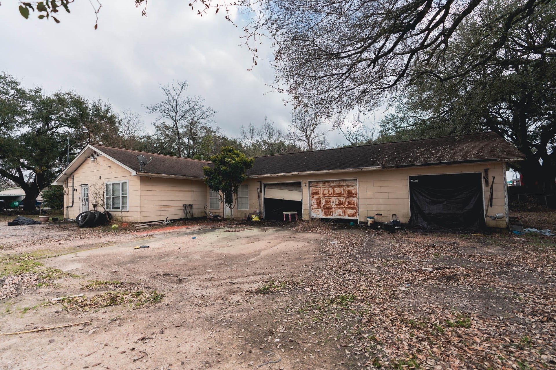 2710 Oleander Drive, Pasadena, TX 77503