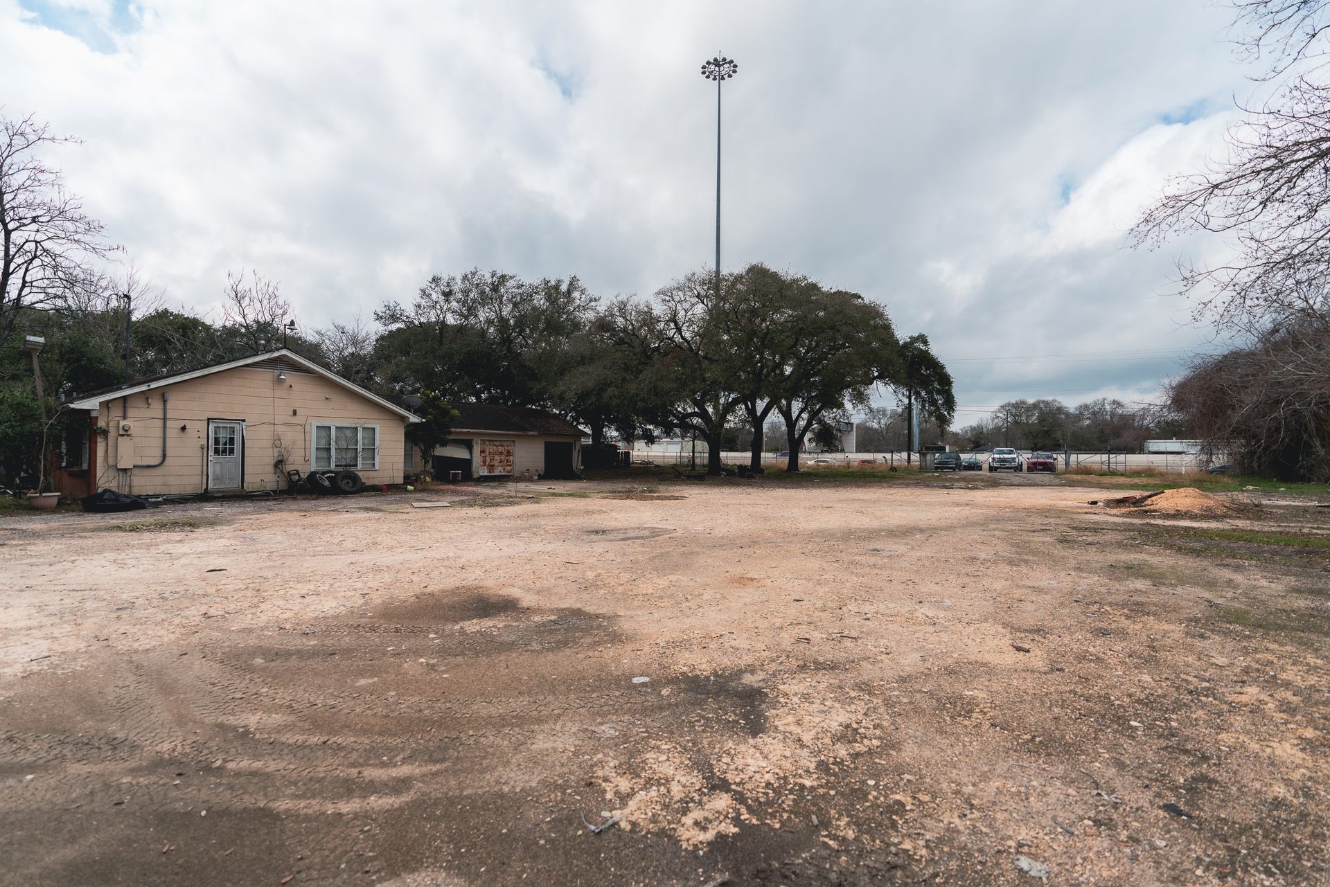 2710 Oleander Drive, Pasadena, TX 77503