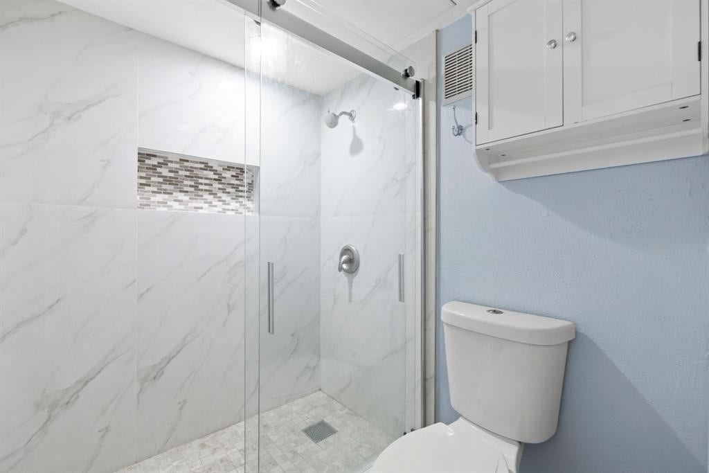 2120 El Paseo Street, #2206, Houston, TX 77054 2120 El Paseo Street, #2206, Houston, TX 77054