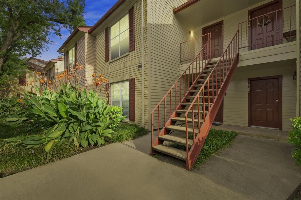 2120 El Paseo Street, #2206, Houston, TX 77054 2120 El Paseo Street, #2206, Houston, TX 77054