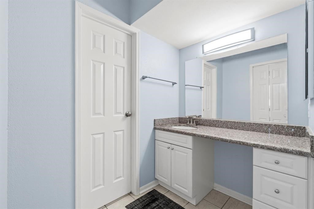 2120 El Paseo Street, #2206, Houston, TX 77054 2120 El Paseo Street, #2206, Houston, TX 77054