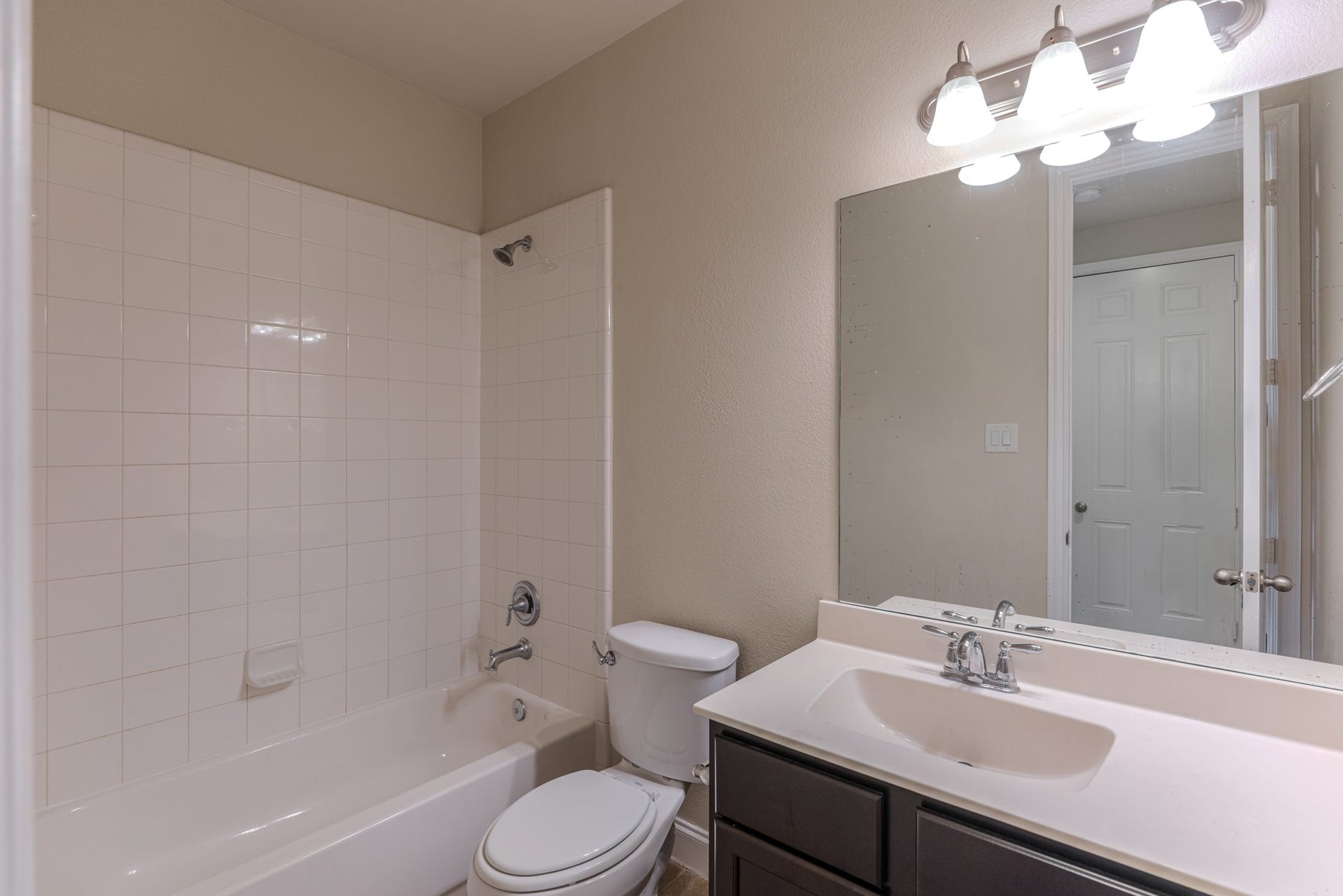 8118 Little Scarlet Street, Conroe, TX 77385 8118 Little Scarlet Street, Conroe, TX 77385