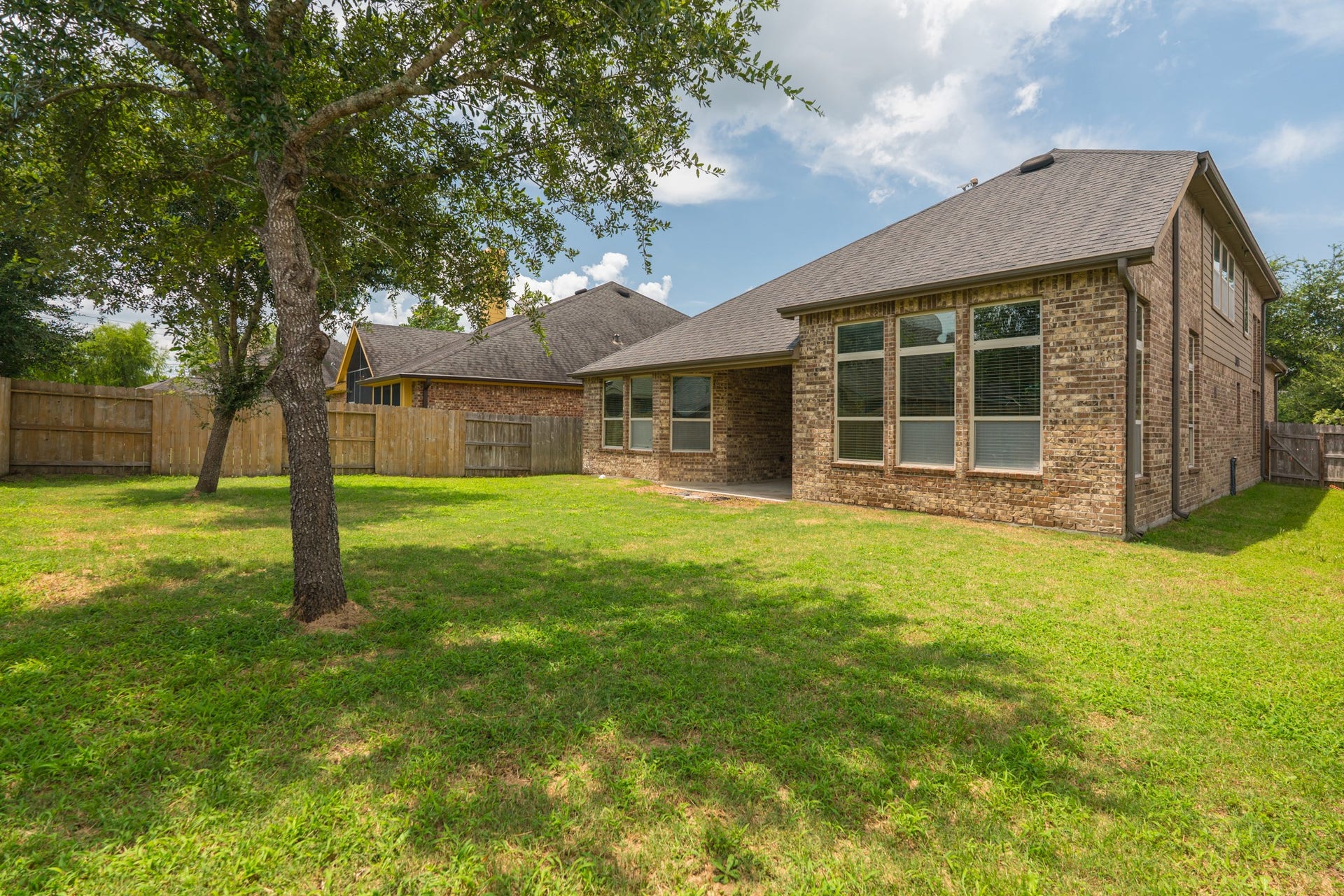 8118 Little Scarlet Street, Conroe, TX 77385 8118 Little Scarlet Street, Conroe, TX 77385
