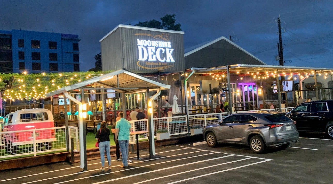 1712 Bevis Street, Houston, TX 77008 Moonshine Deck, located just a short walk away, offers an inviting outdoor patio, casual dining, and a lively atmosphere for enjoying the Greater Heights nightlife.