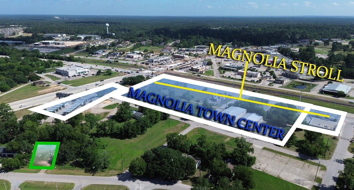 Direct Access to Magnolia Stroll