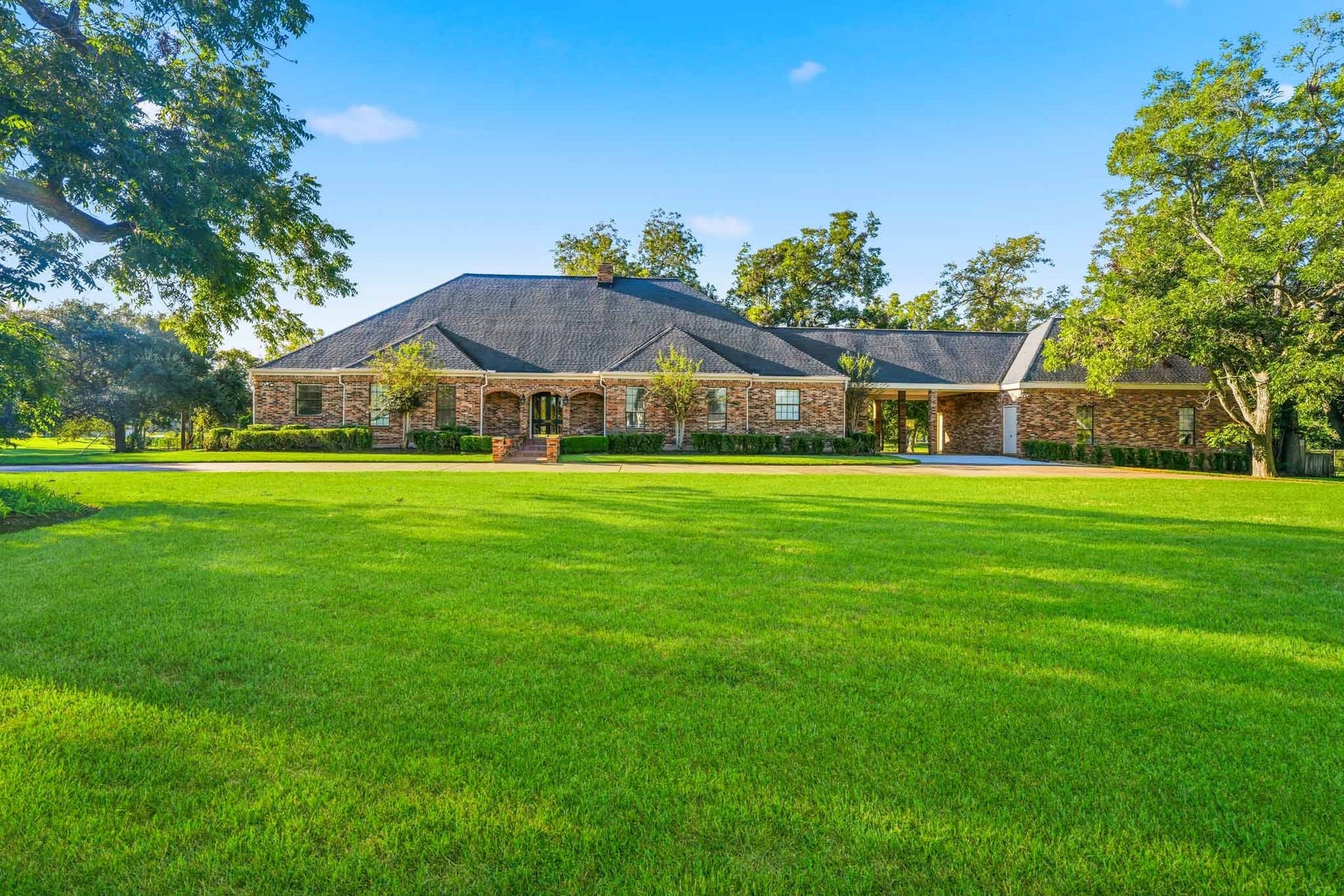 218 Bella Vista Drive, Richmond, TX 77406 218 Bella Vista Drive, Richmond, TX 77406