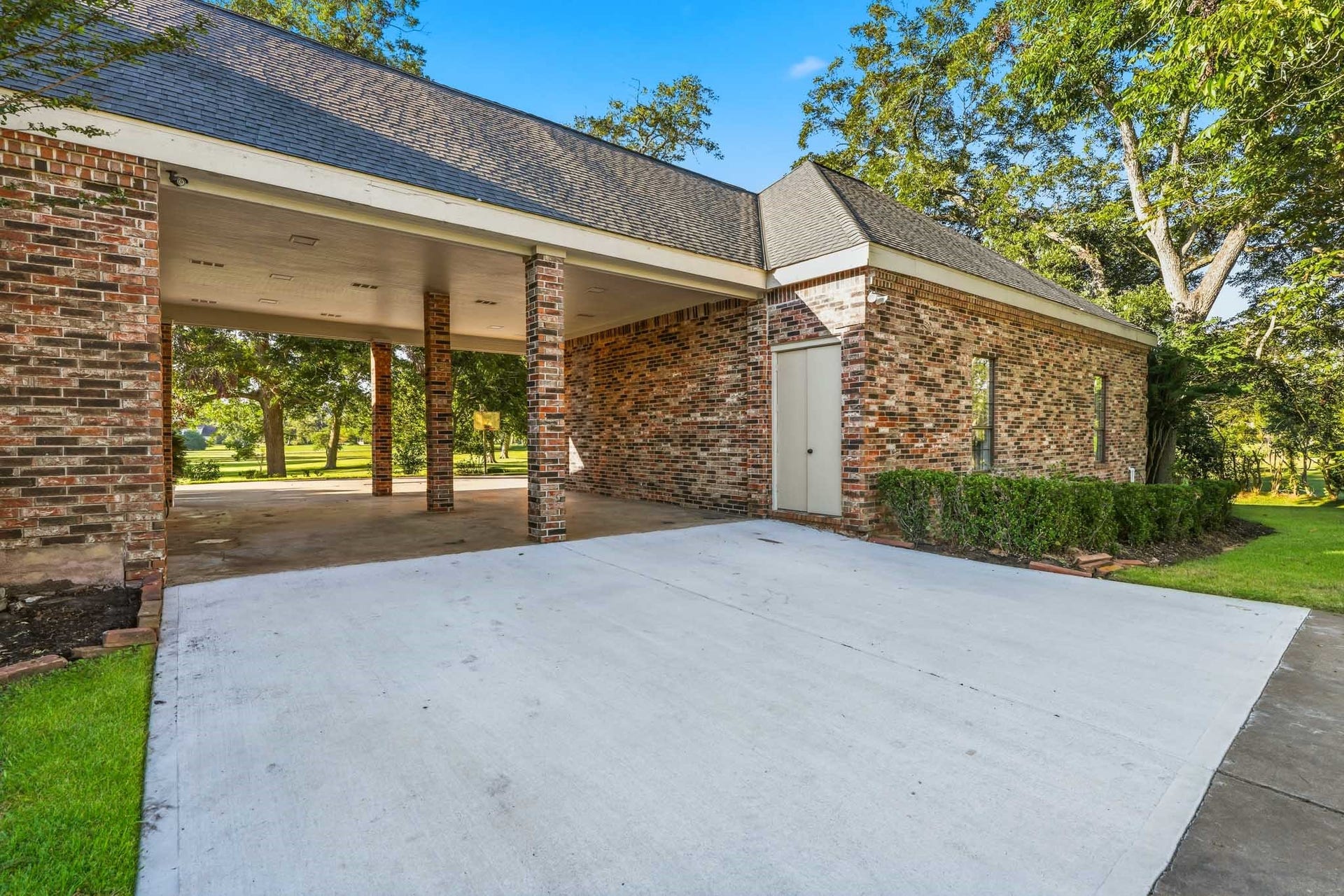 218 Bella Vista Drive, Richmond, TX 77406 218 Bella Vista Drive, Richmond, TX 77406