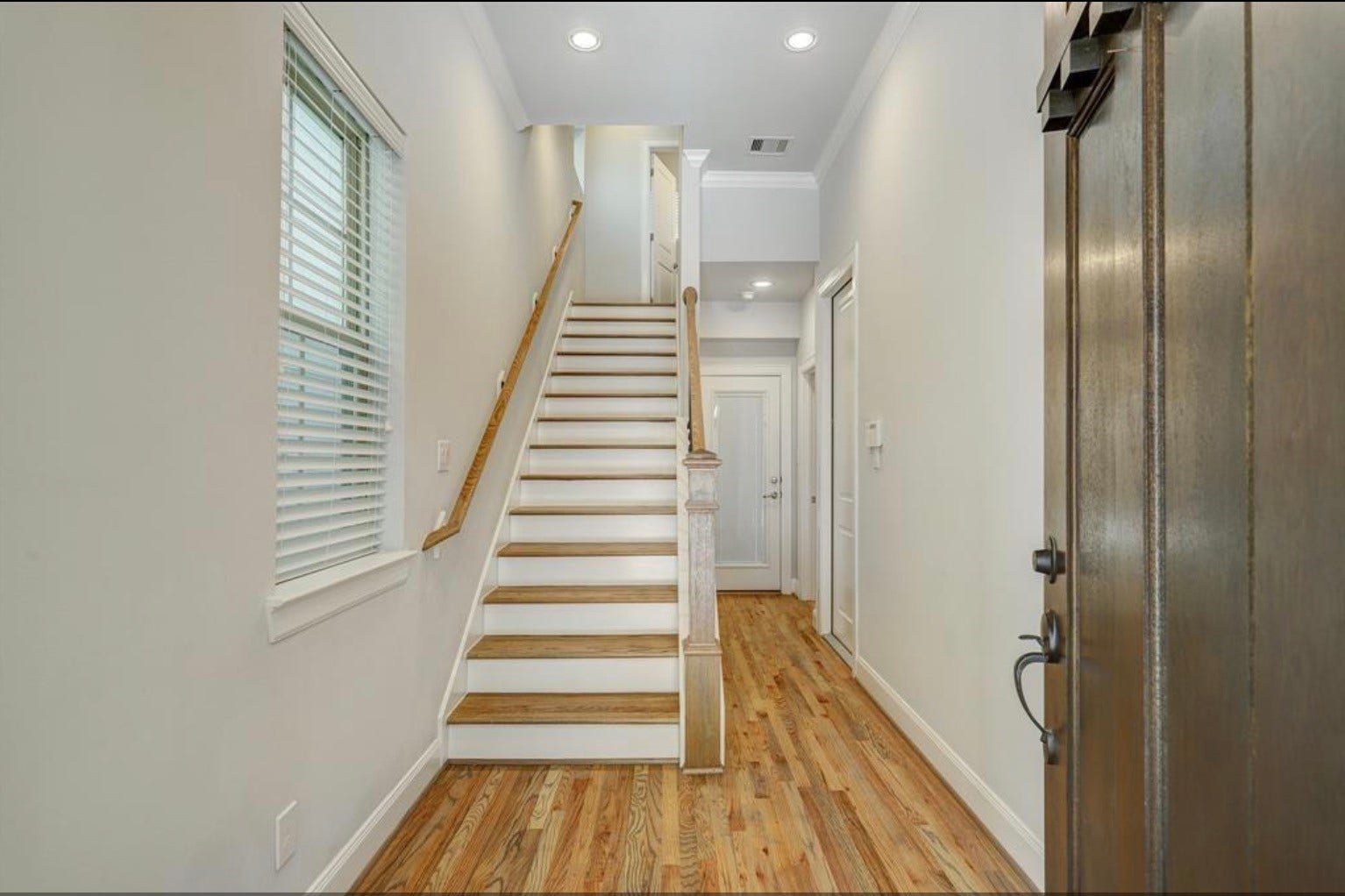 1040 W 26th Street, #B, Houston, TX 77008 1040 W 26th Street, #B, Houston, TX 77008