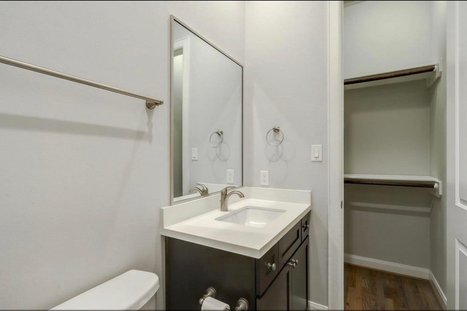 1040 W 26th Street, #B, Houston, TX 77008 1040 W 26th Street, #B, Houston, TX 77008
