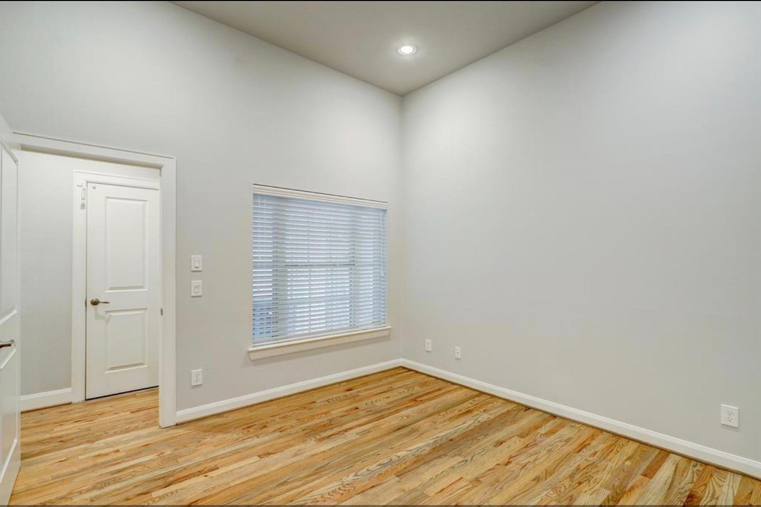 1040 W 26th Street, #B, Houston, TX 77008 1040 W 26th Street, #B, Houston, TX 77008