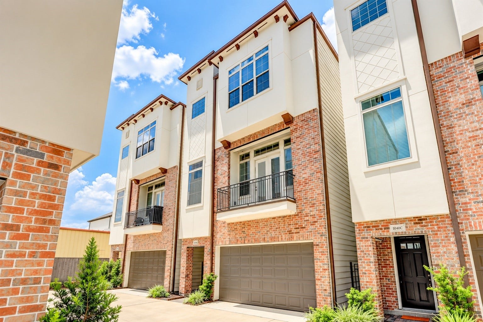 1040 W 26th Street, #B, Houston, TX 77008 1040 W 26th Street, #B, Houston, TX 77008