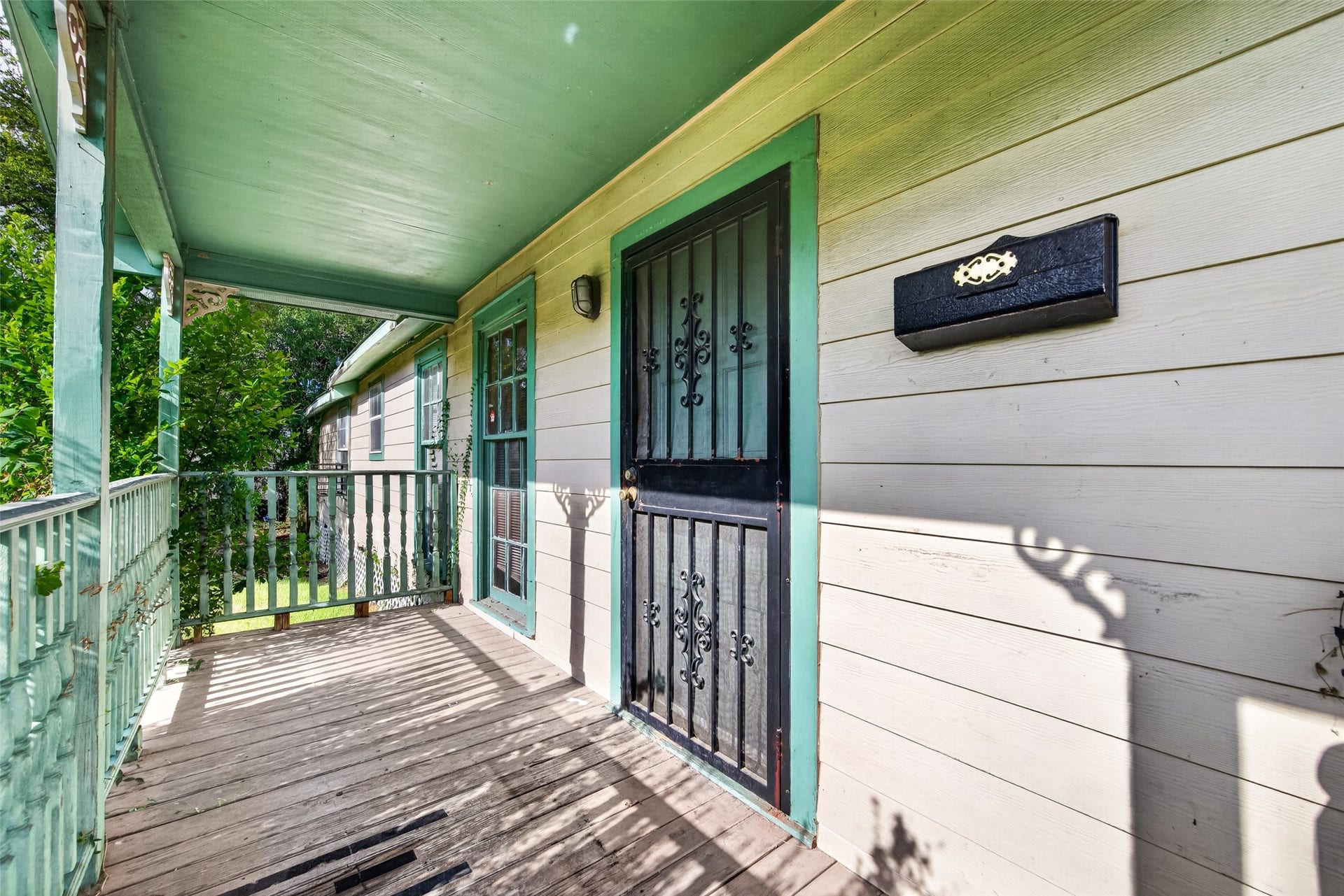 5130 Live Oak Street, Houston, TX 77004