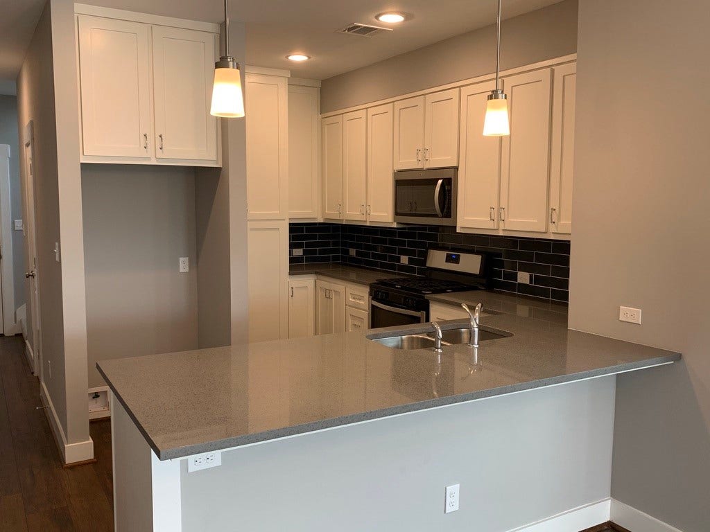 2509 S Grand Boulevard, Pearland, TX 77581 Unit B Kitchen