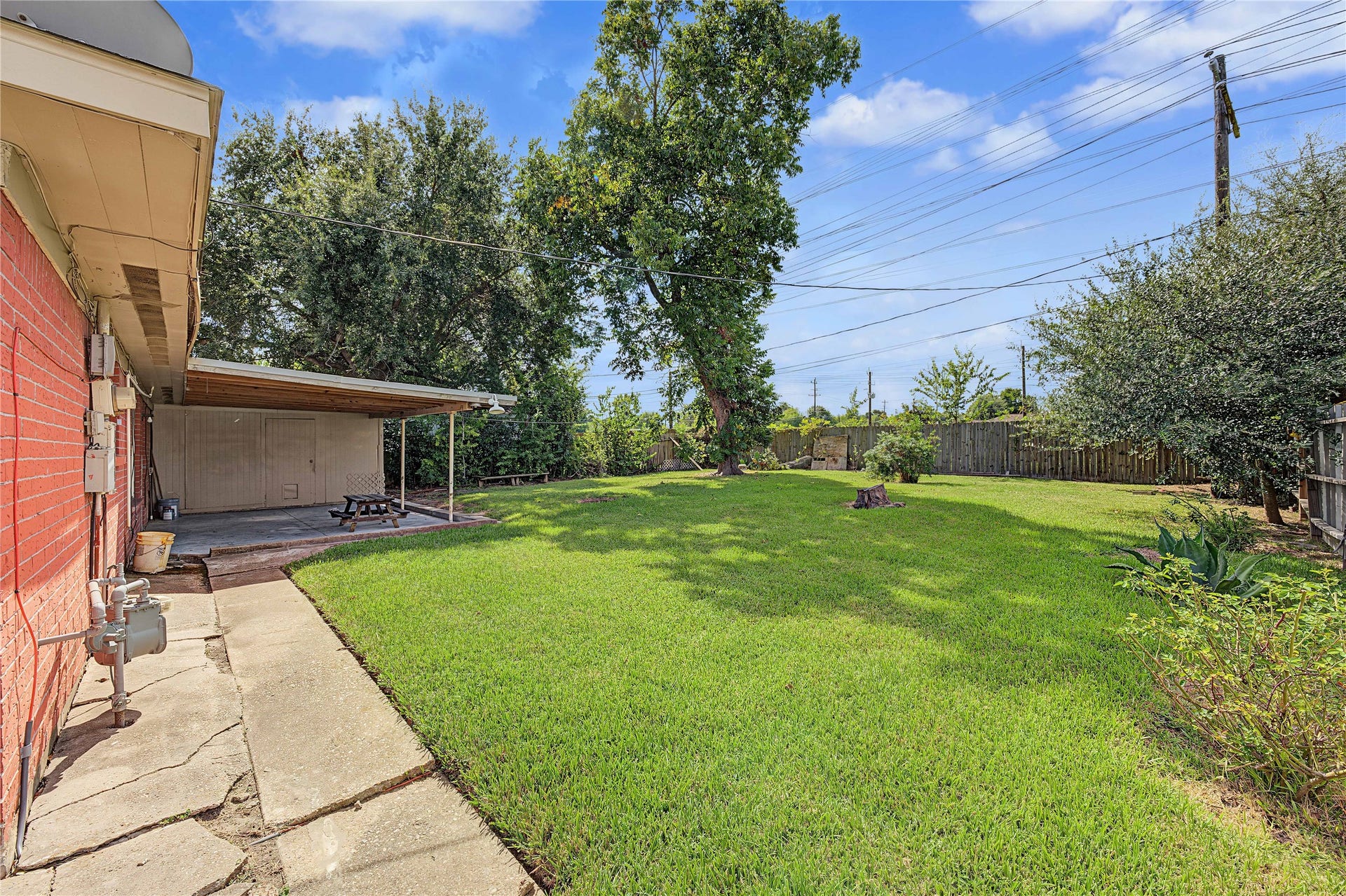 7510 Baneway Drive, Houston, TX 77072 Backyard area ready for your landscaping and design ideas.