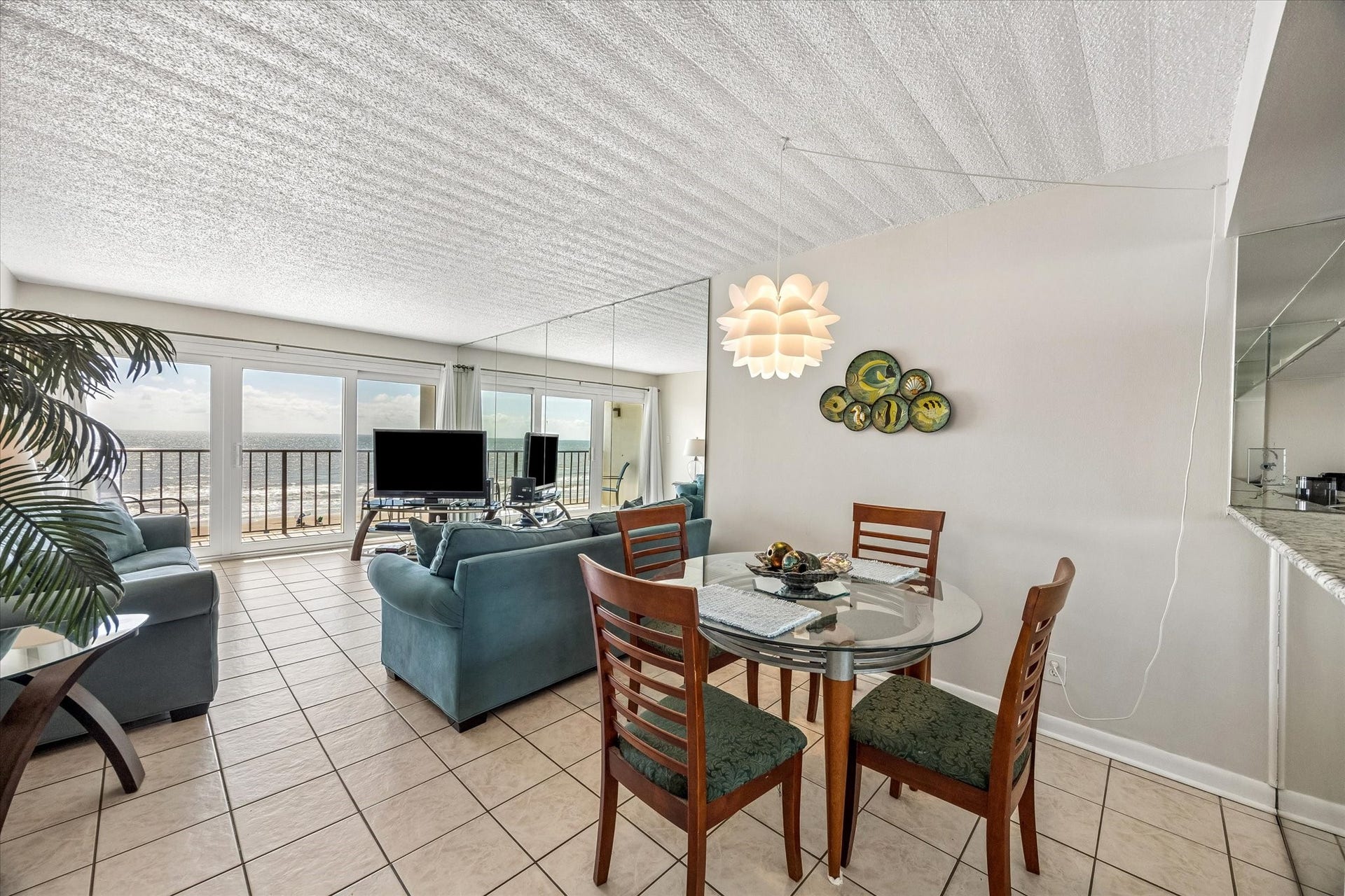 7310 Seawall Boulevard, #402, Galveston, TX 77551 7310 Seawall Boulevard, #402, Galveston, TX 77551