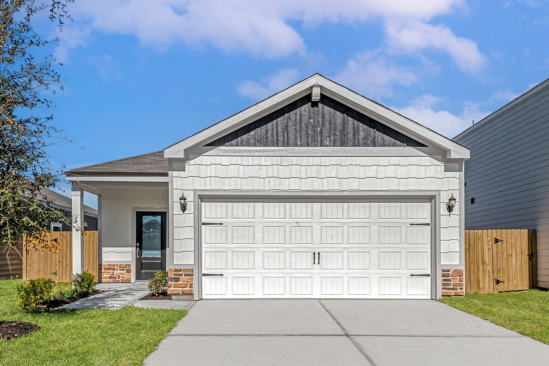 8025 Vanilla Orchid Drive, Houston, TX 77016 8025 Vanilla Orchid Drive, Houston, TX 77016