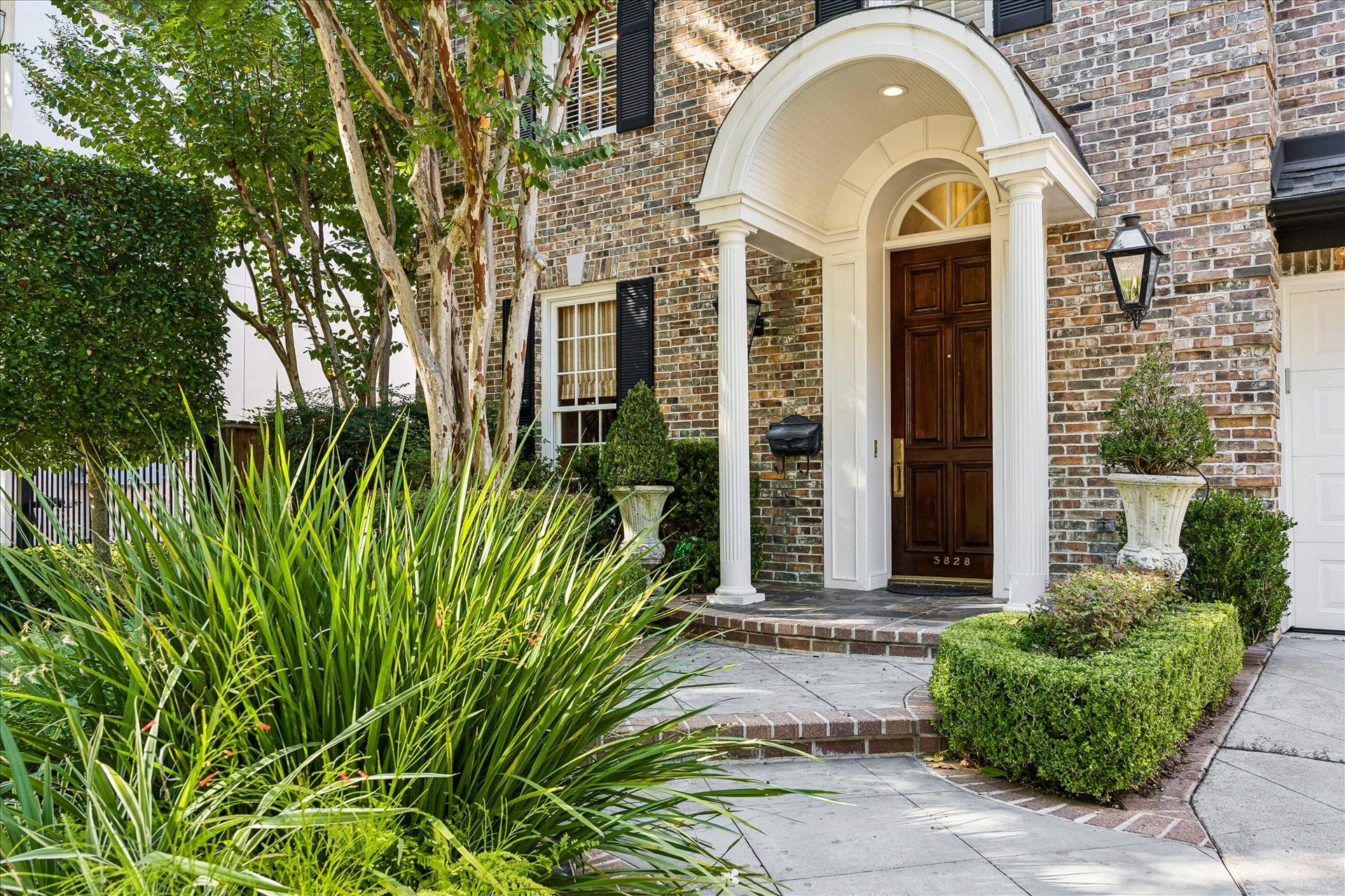3828 Marquette Street, West University Place, TX 77005 3828 Marquette Street, West University Place, TX 77005