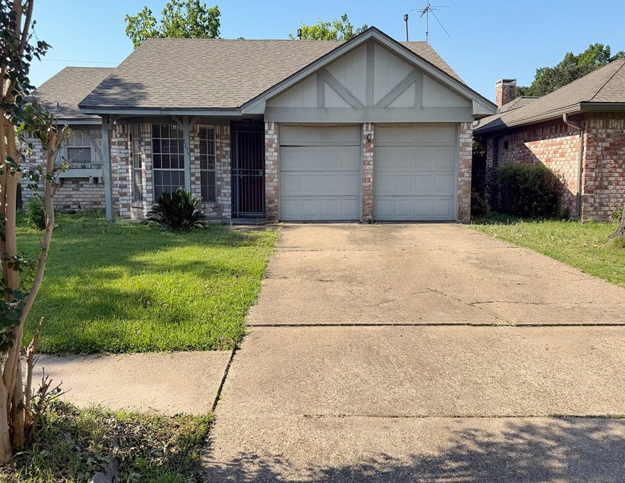 Property photo for 6235 Leaf Arbor Drive, Houston, TX