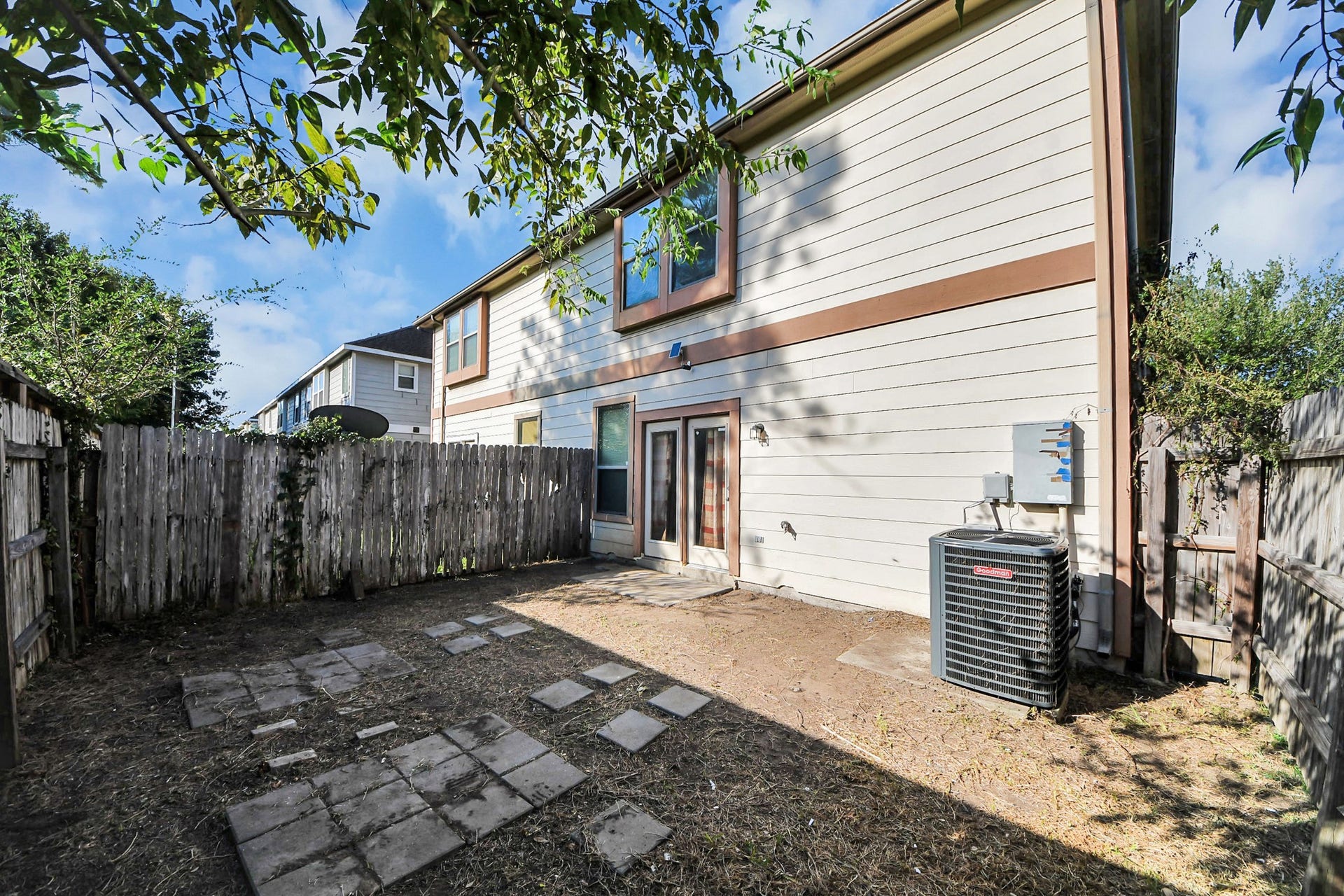 7903 Barnes Ridge Lane, Houston, TX 77072 Backyard