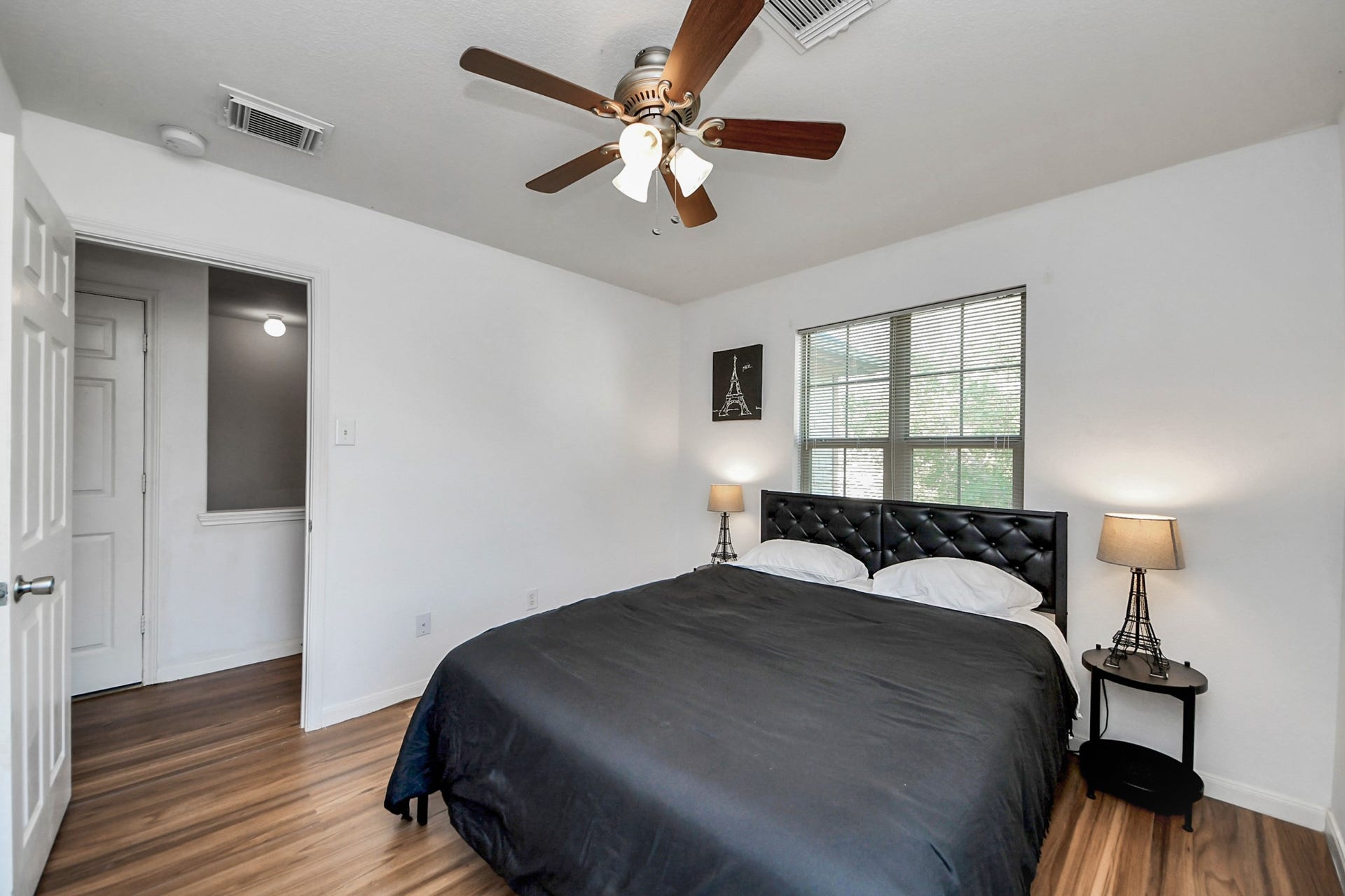 7903 Barnes Ridge Lane, Houston, TX 77072 Third Bedroom Upstairs