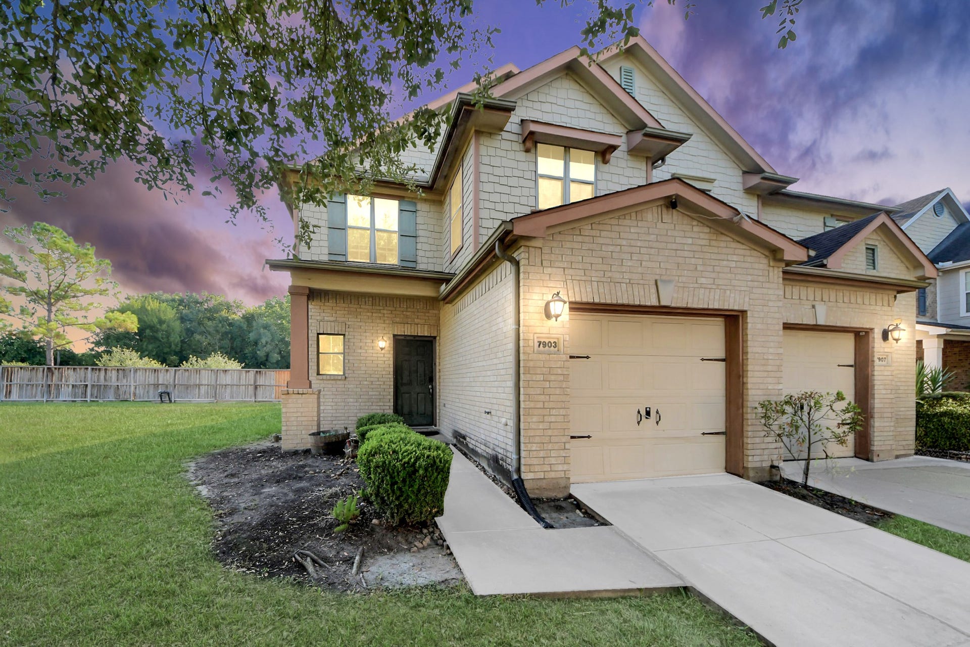 7903 Barnes Ridge Lane, Houston, TX 77072 7903 Barnes Ridge Lane, Houston, TX 77072