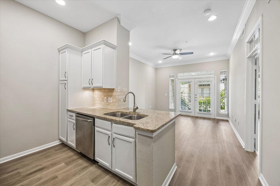 Property photo for 5353 Memorial Drive, #1006, Houston, TX