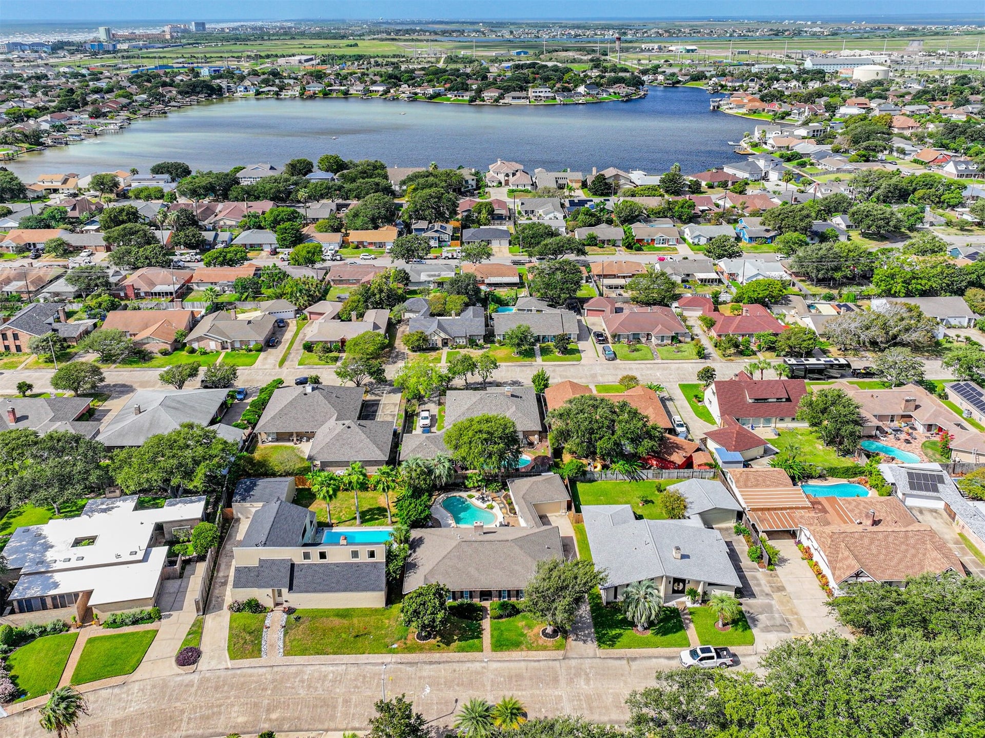 7 Park Lane, Galveston, TX 77551 7 Park Lane, Galveston, TX 77551