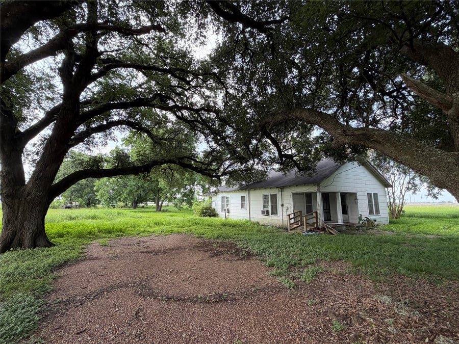 Property photo for 7615 Avenue J, Beasley, TX