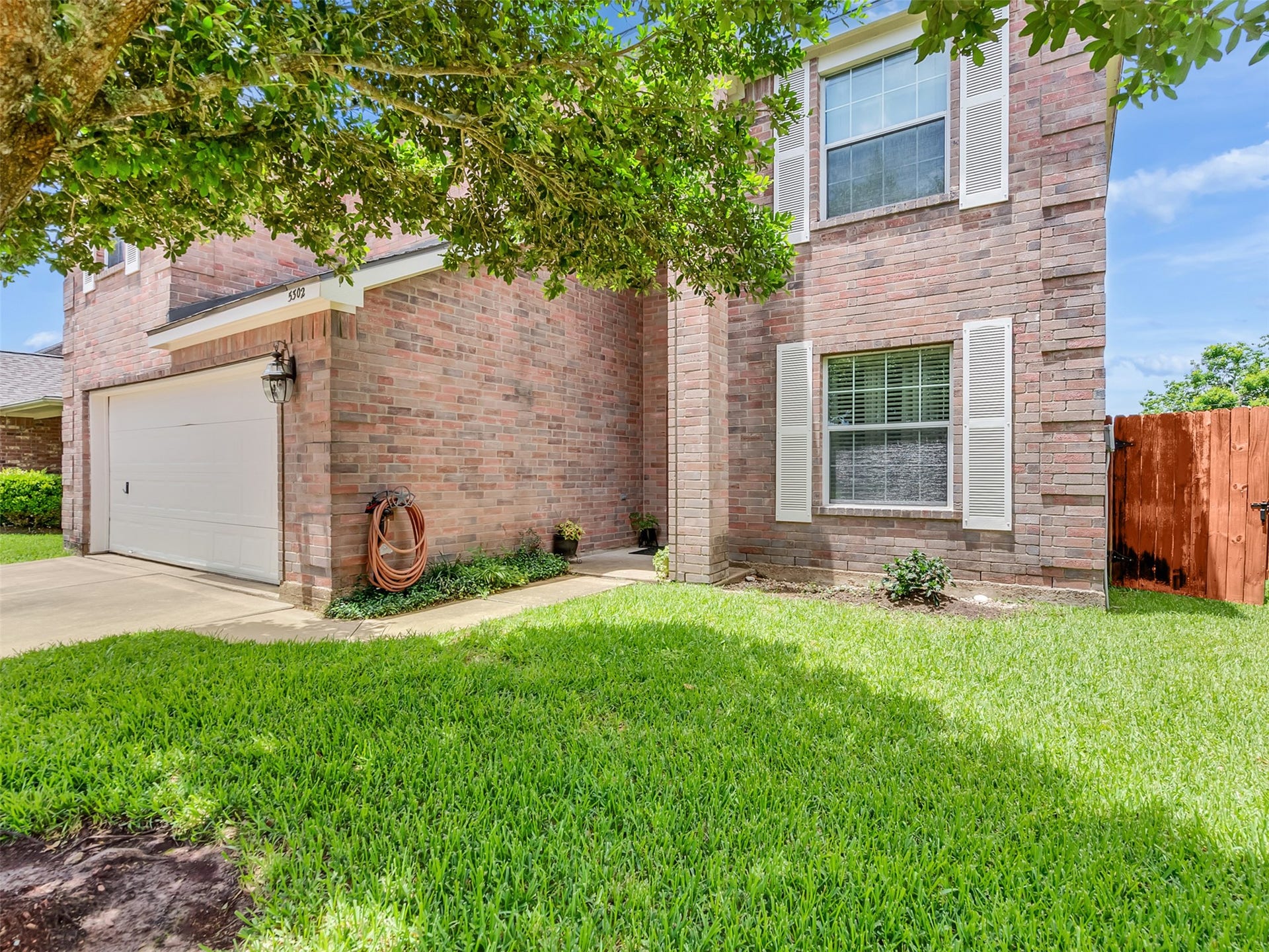 5302 Rio Ramos Street, Rosharon, TX 77583 5302 Rio Ramos Street, Rosharon, TX 77583