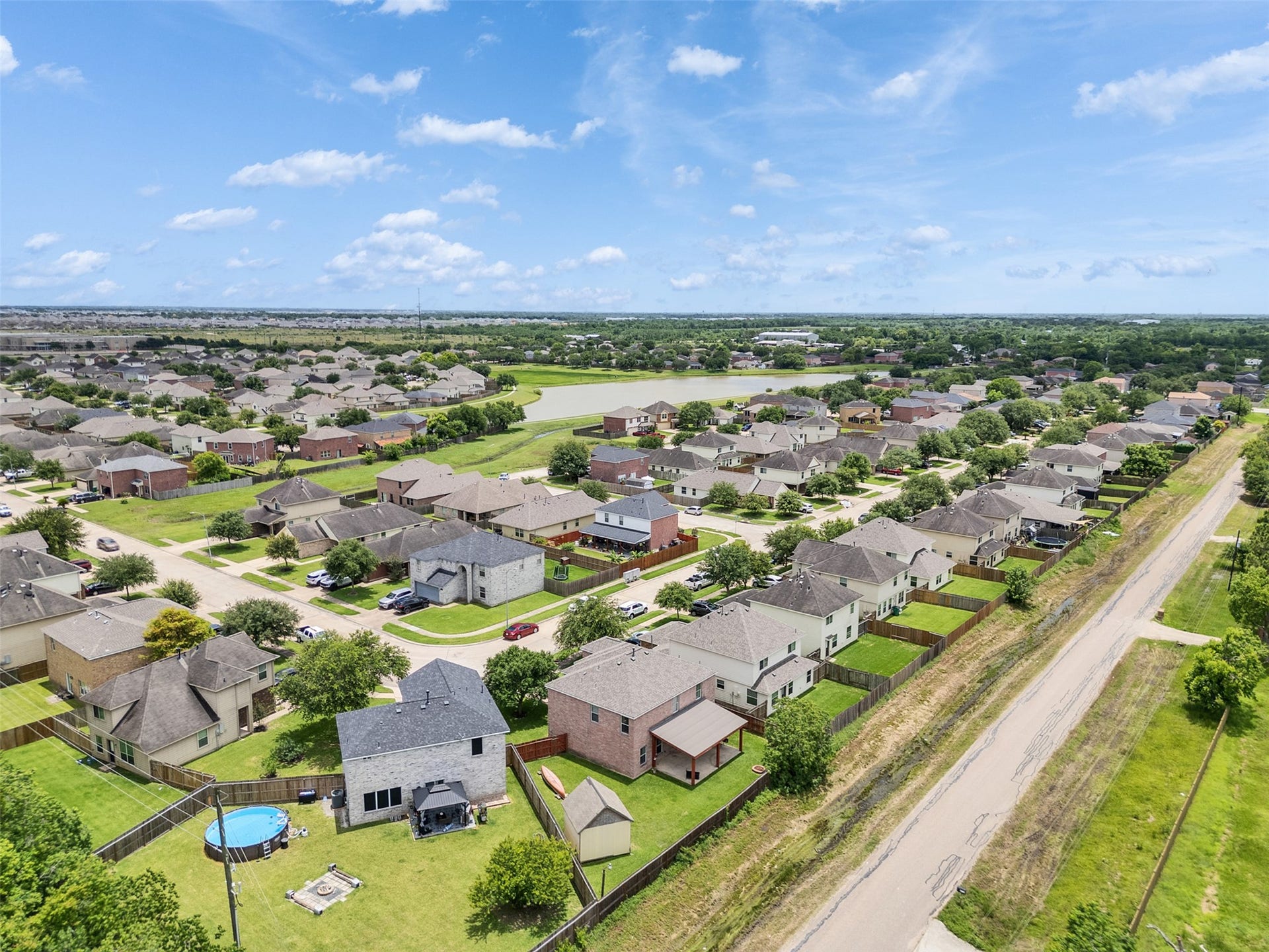 5302 Rio Ramos Street, Rosharon, TX 77583 5302 Rio Ramos Street, Rosharon, TX 77583