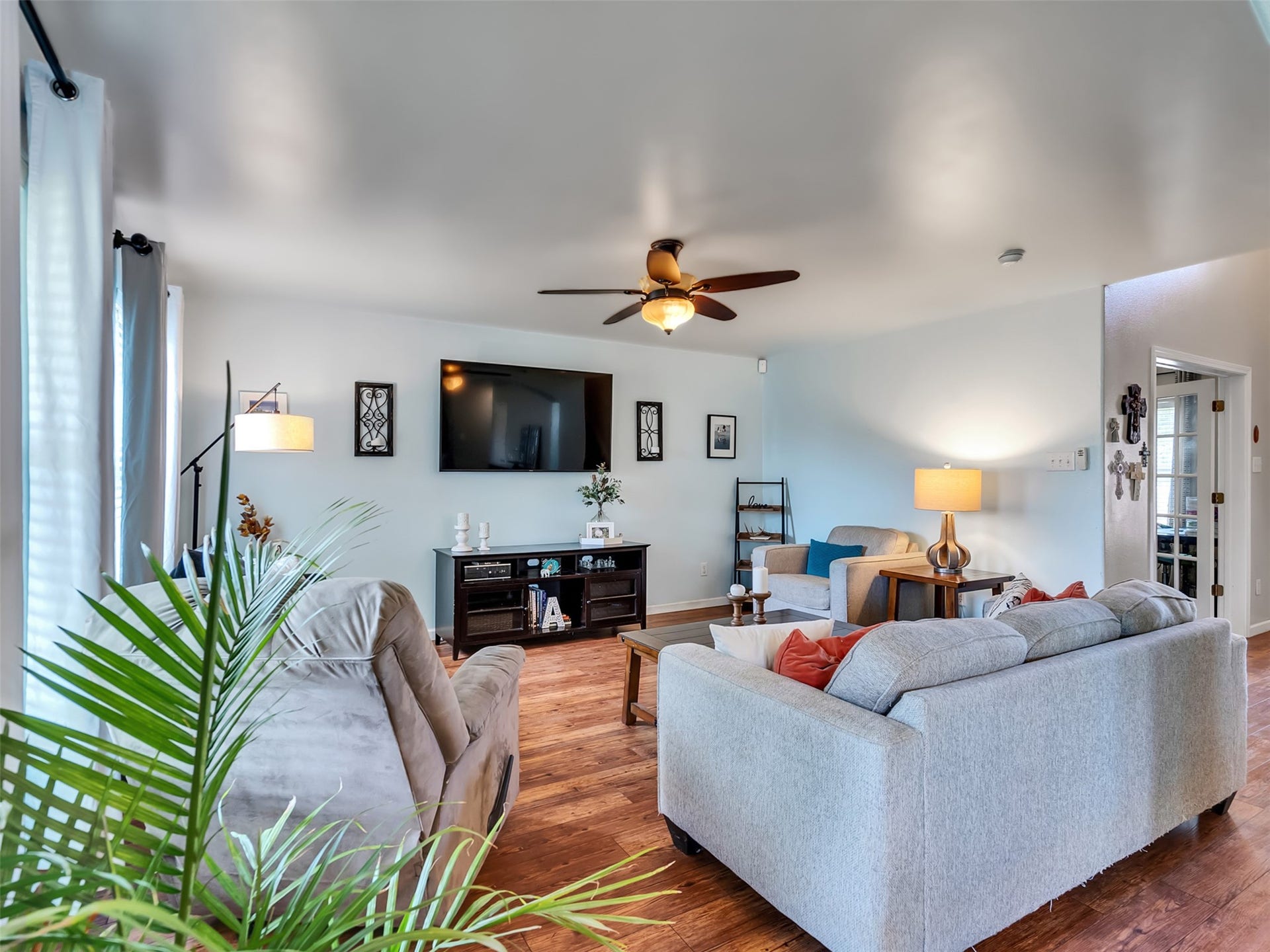 5302 Rio Ramos Street, Rosharon, TX 77583 5302 Rio Ramos Street, Rosharon, TX 77583
