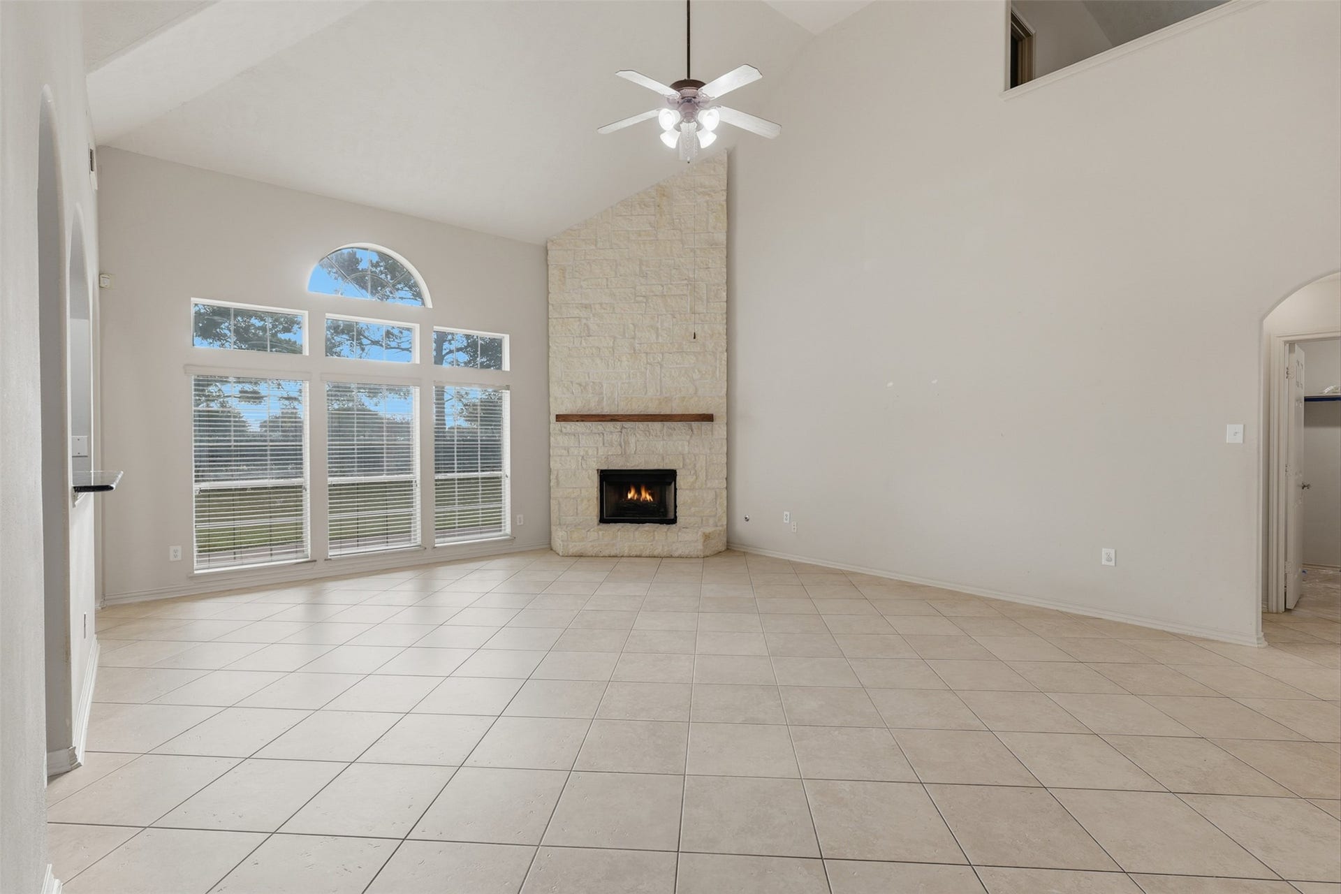 11022 Acanthus Lane, Houston, TX 77095