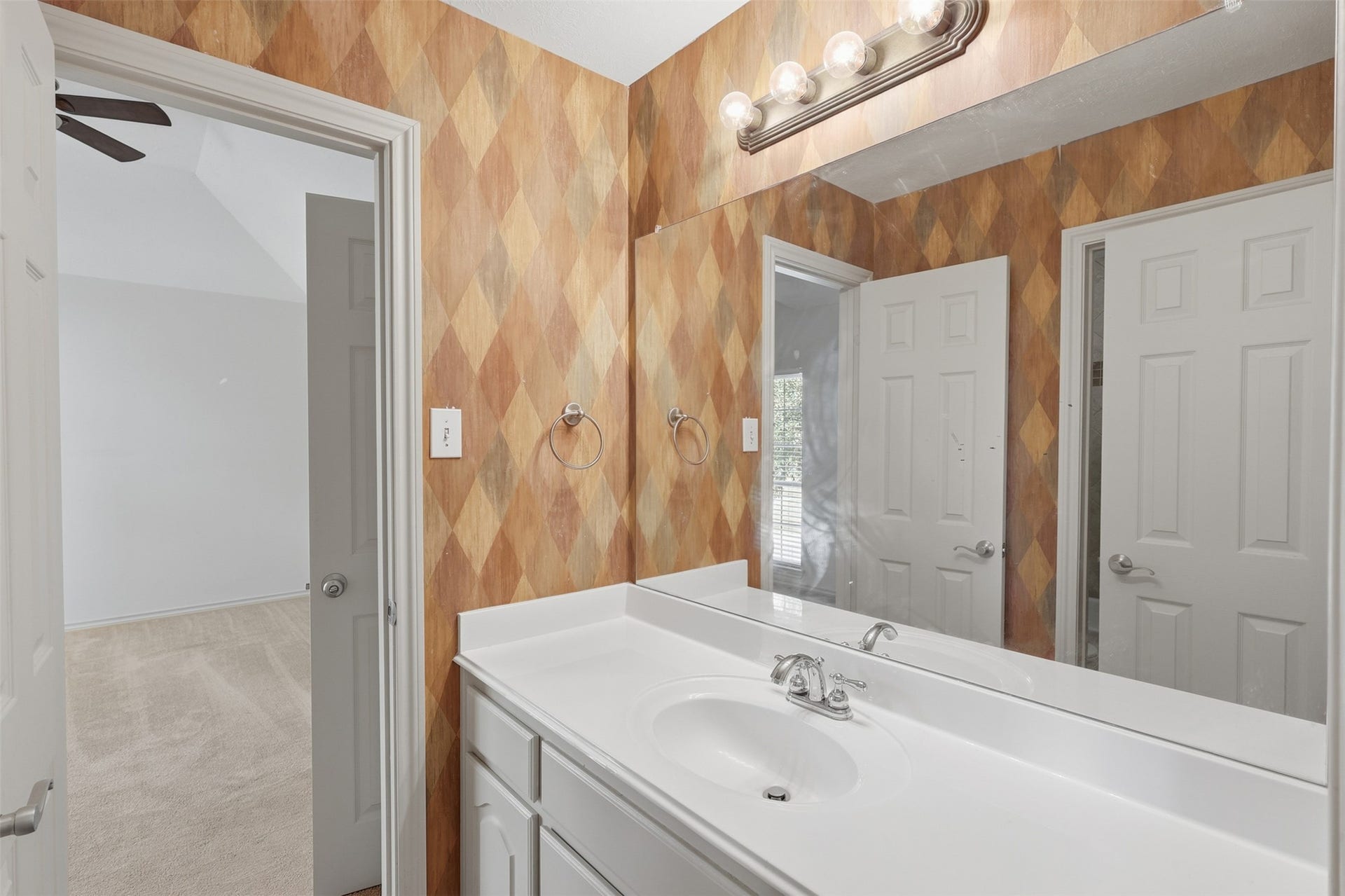 11022 Acanthus Lane, Houston, TX 77095
