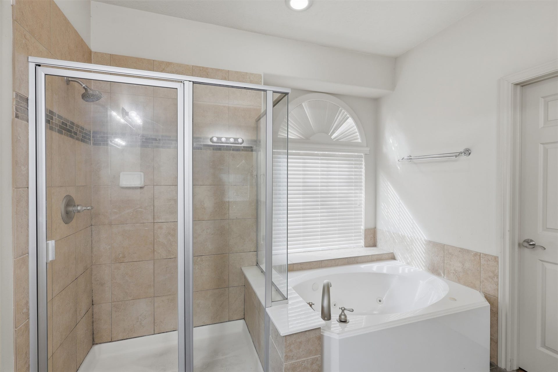 11022 Acanthus Lane, Houston, TX 77095