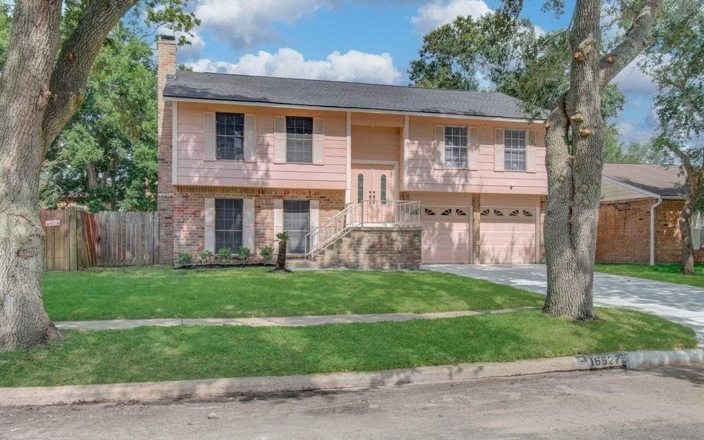 16527 Quail Dale Drive, Houston, TX 77489 16527 Quail Dale Drive, Houston, TX 77489