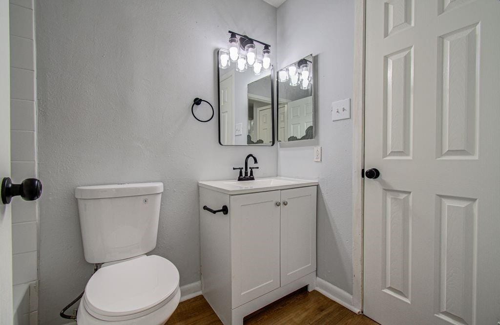 16527 Quail Dale Drive, Houston, TX 77489 16527 Quail Dale Drive, Houston, TX 77489